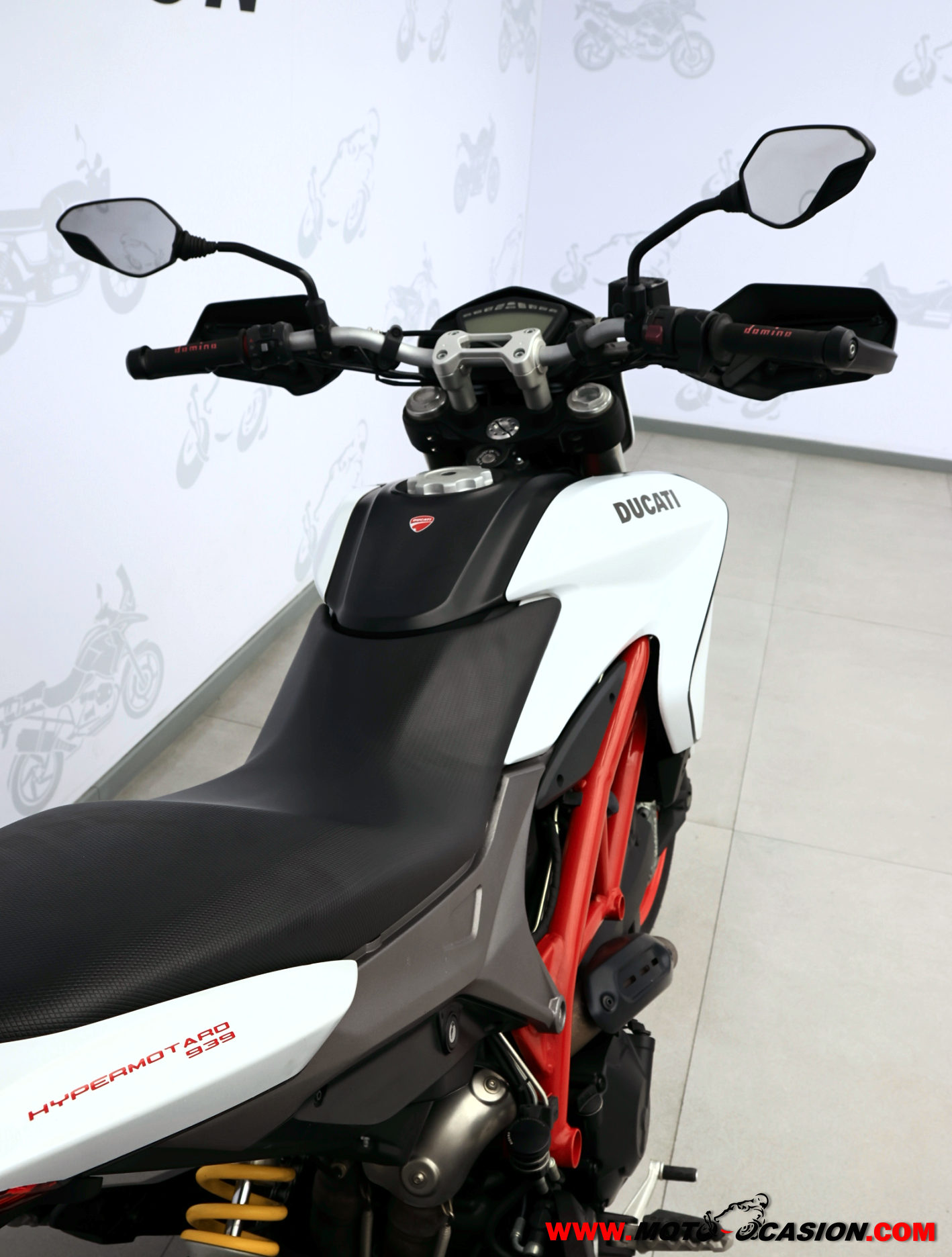 DUCATI HYPERMOTARD 939