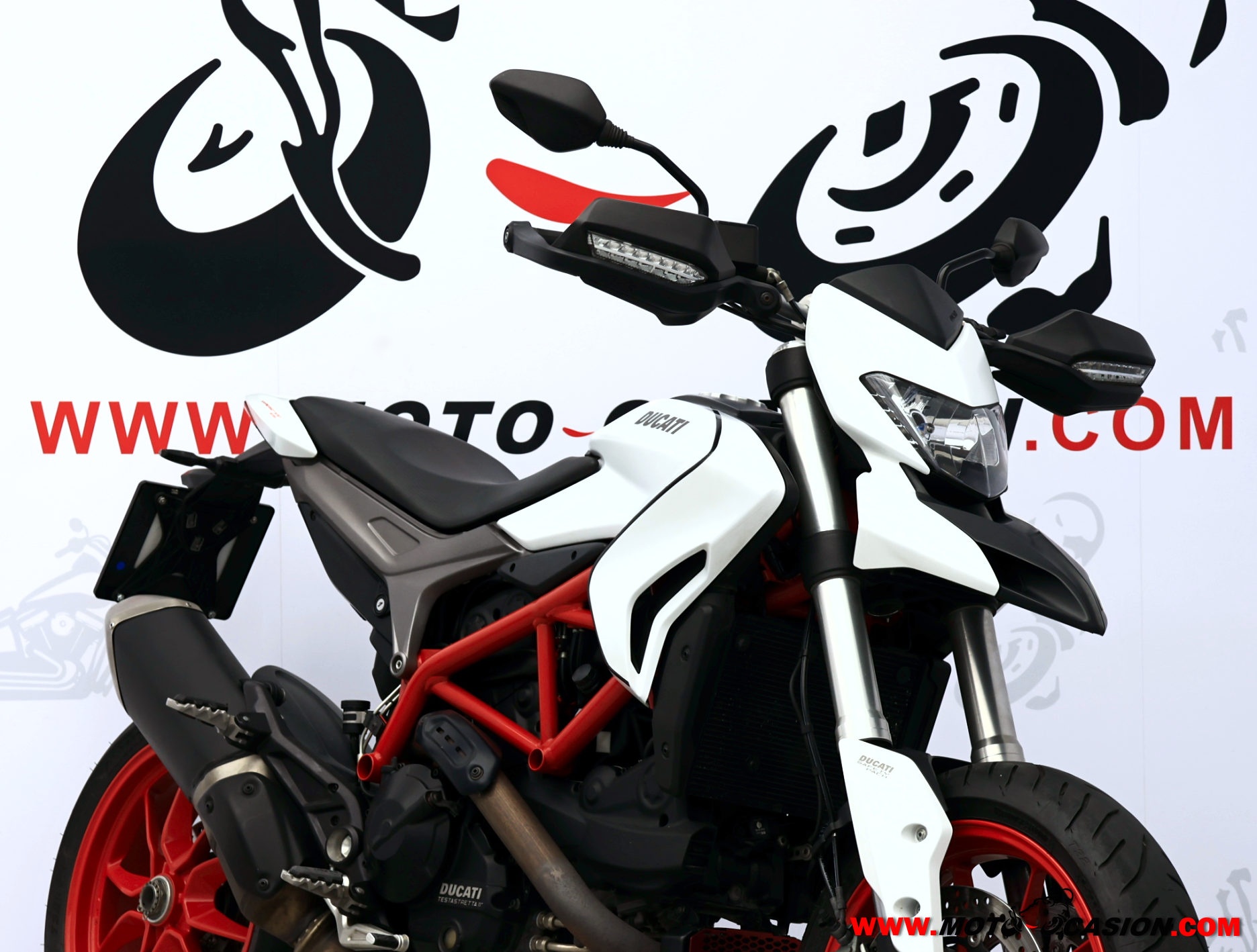 DUCATI HYPERMOTARD 939
