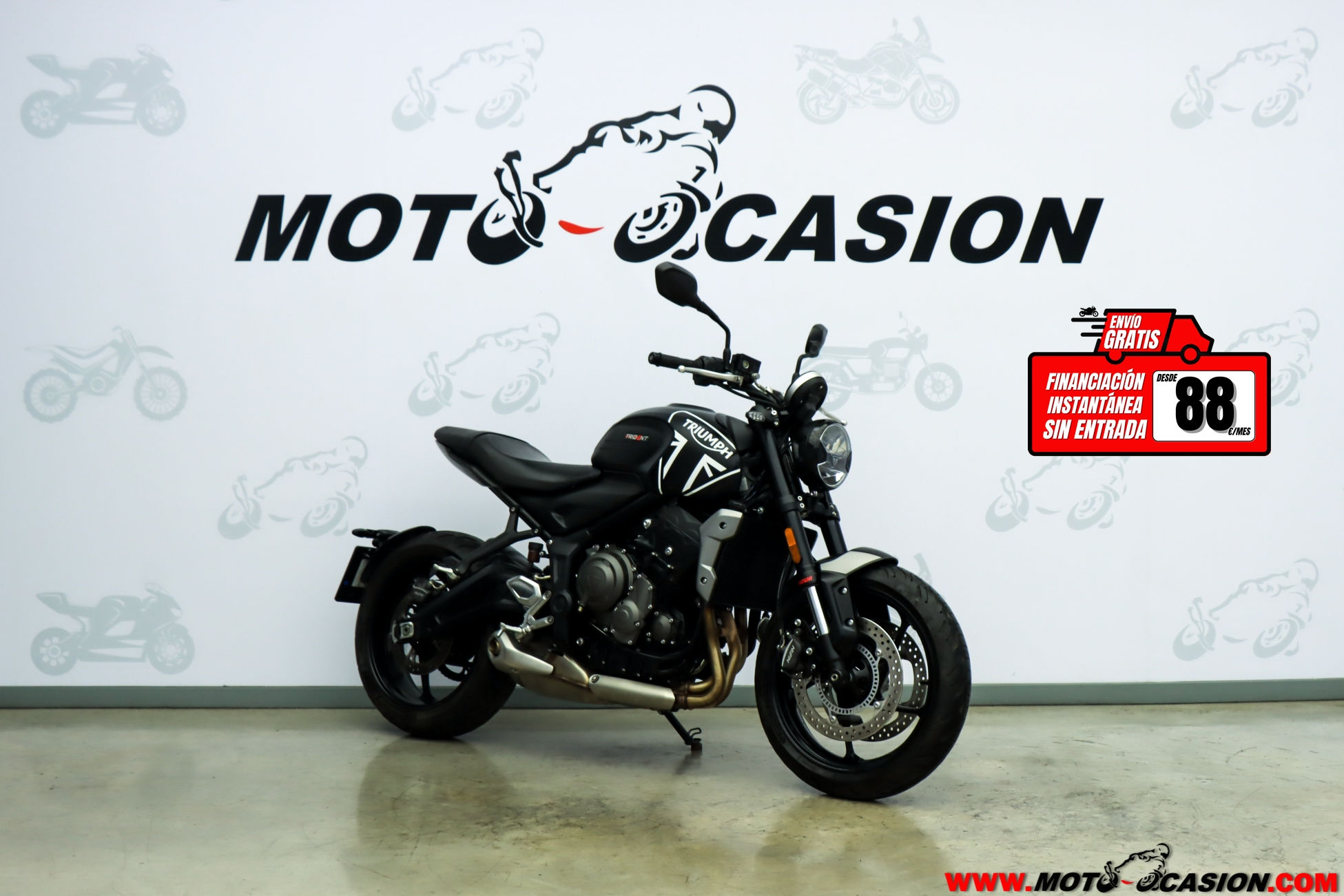 TRIUMPH TRIDENT 660 ¿A2? (copia)