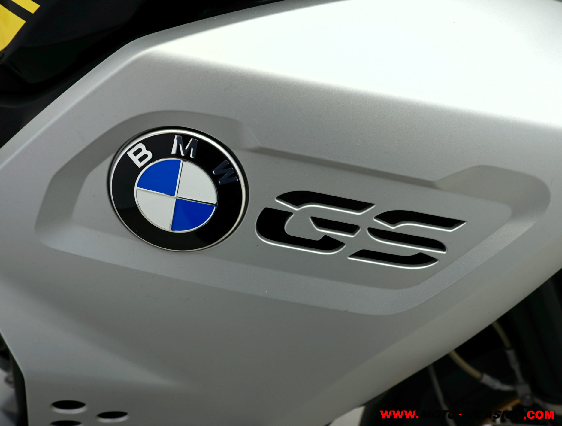BMW F 850 GS ADVENTURE 40 ANIVERSARIO ¿A2?