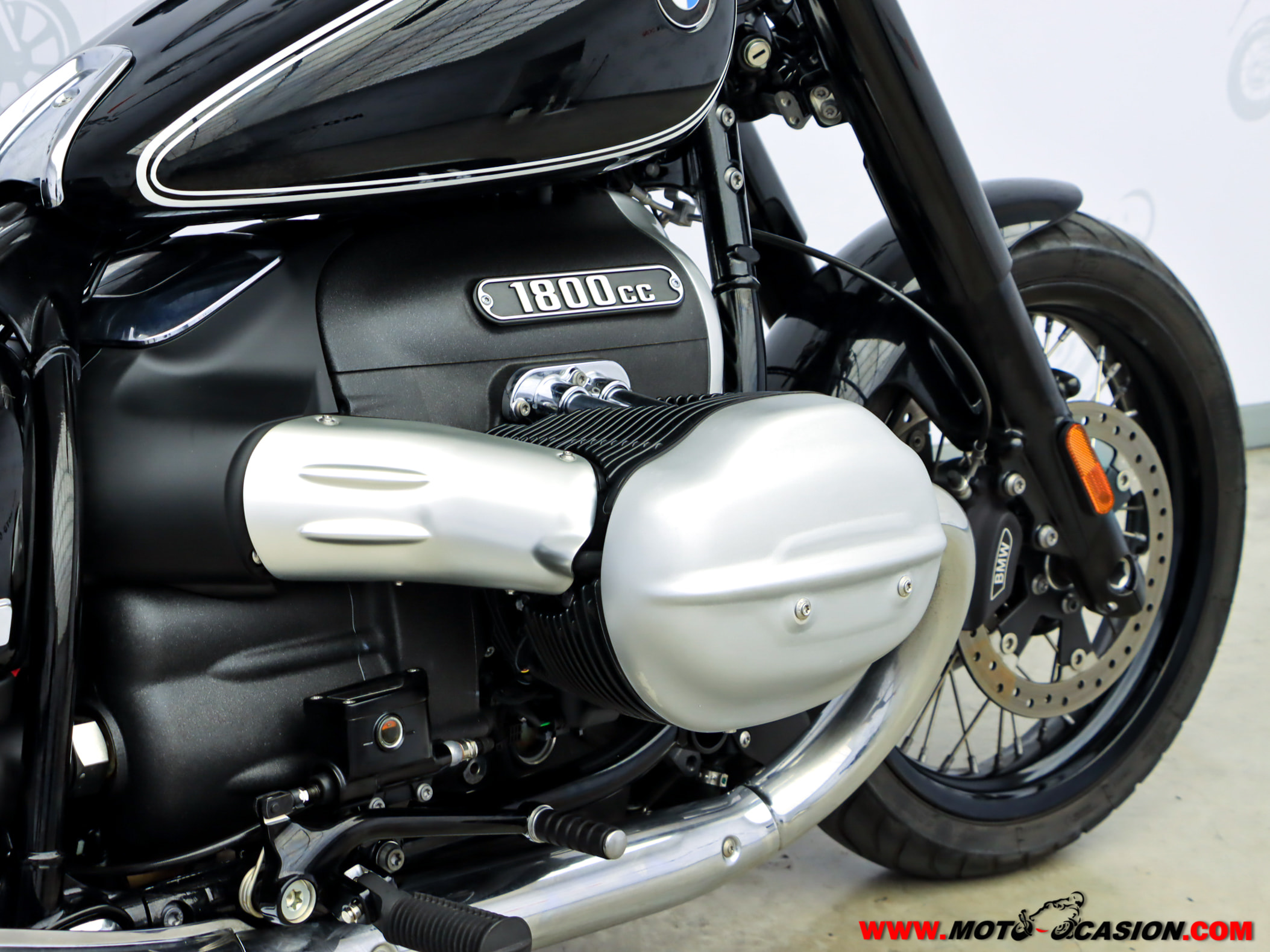BMW R 18