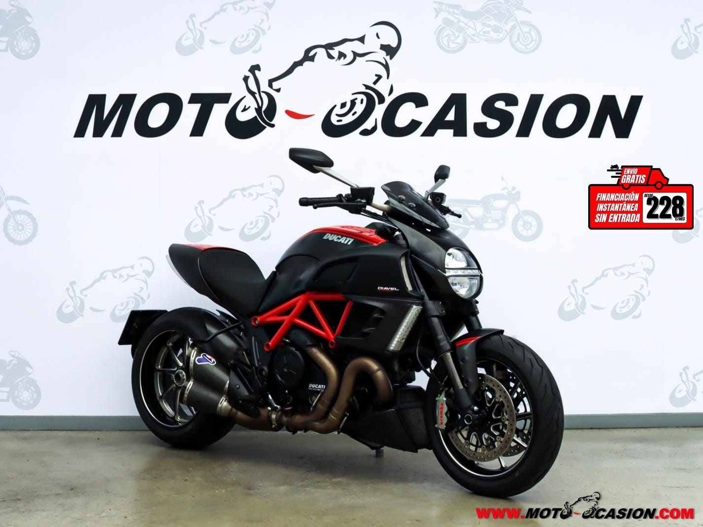 DUCATI DIAVEL CARBON