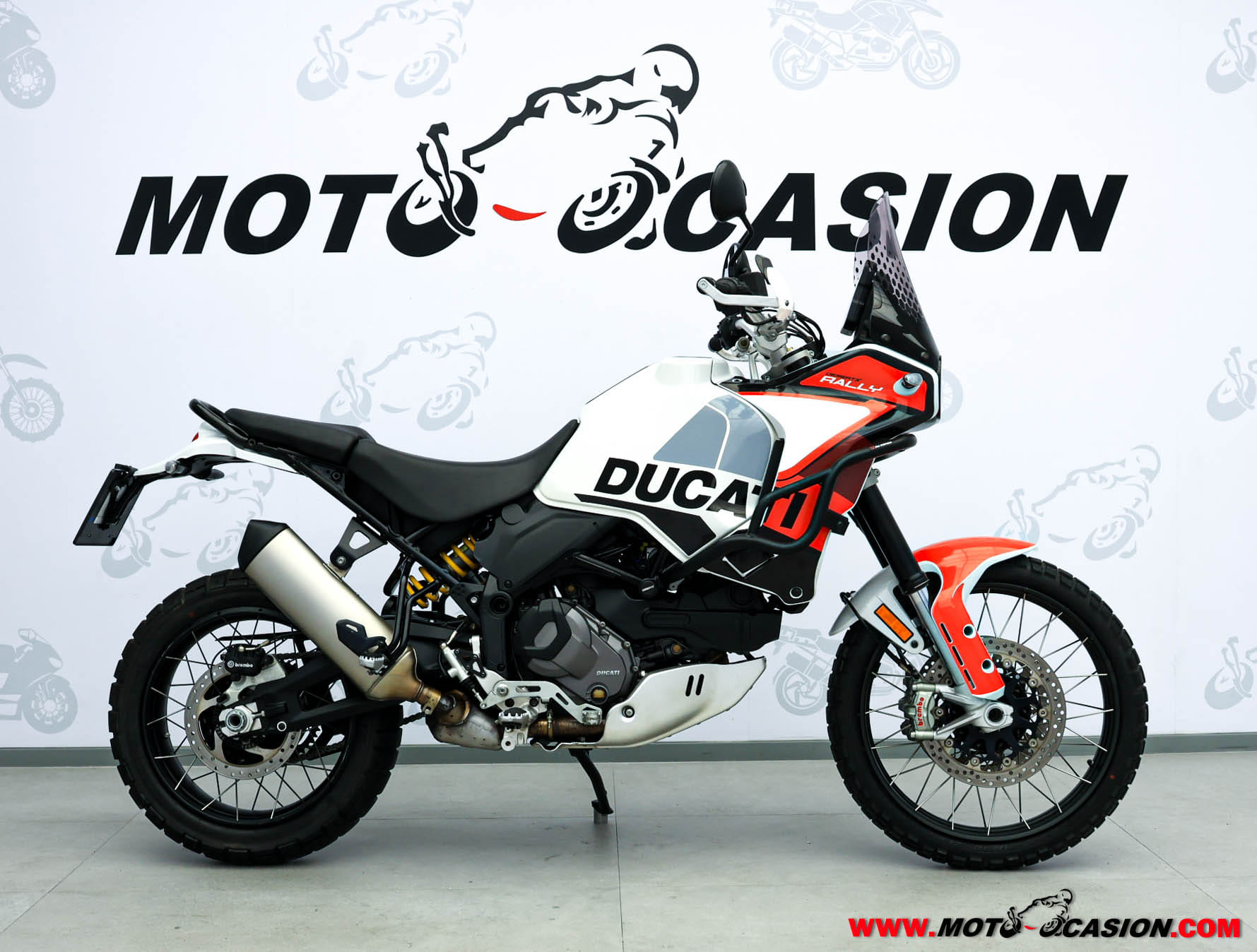 DUCATI DESERT X (copia)