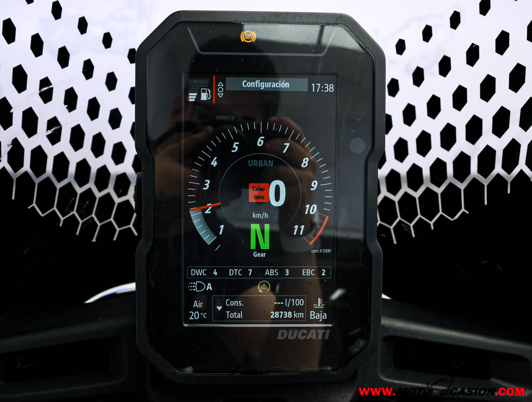 DUCATI DESERT X (copia)
