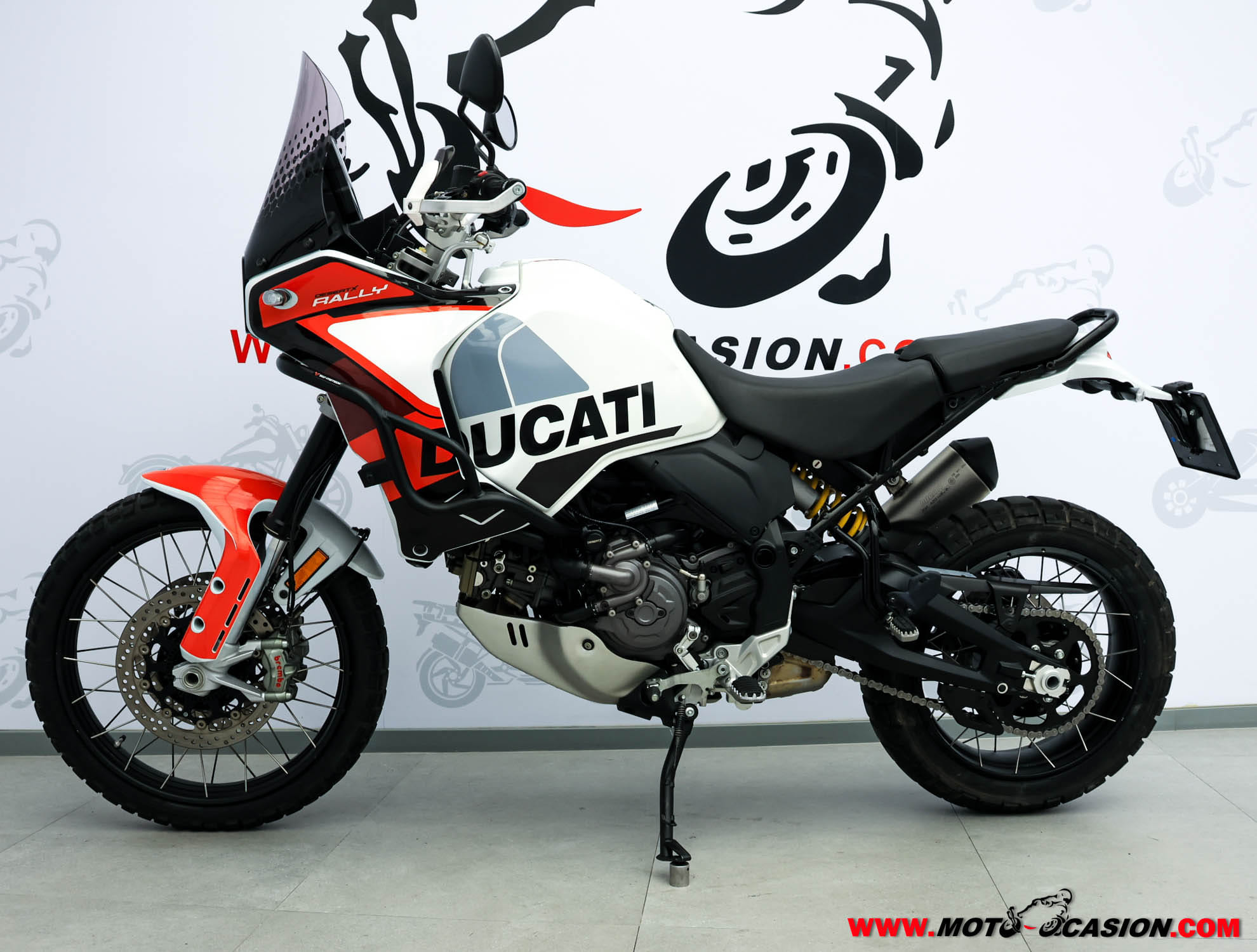 DUCATI DESERT X (copia)