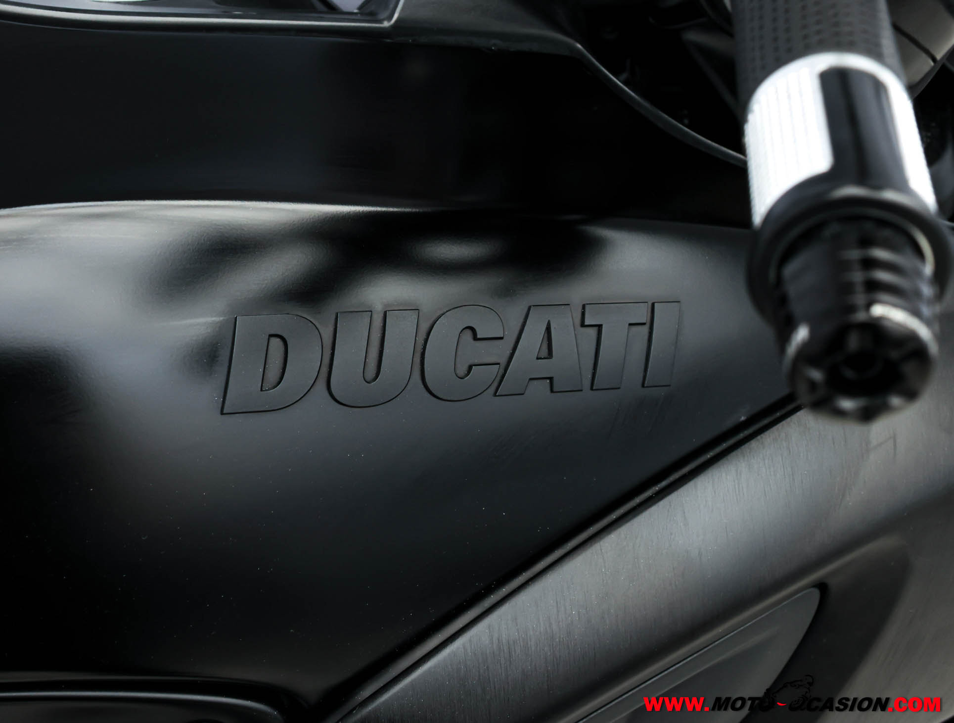 DUCATI DIAVEL DARK
