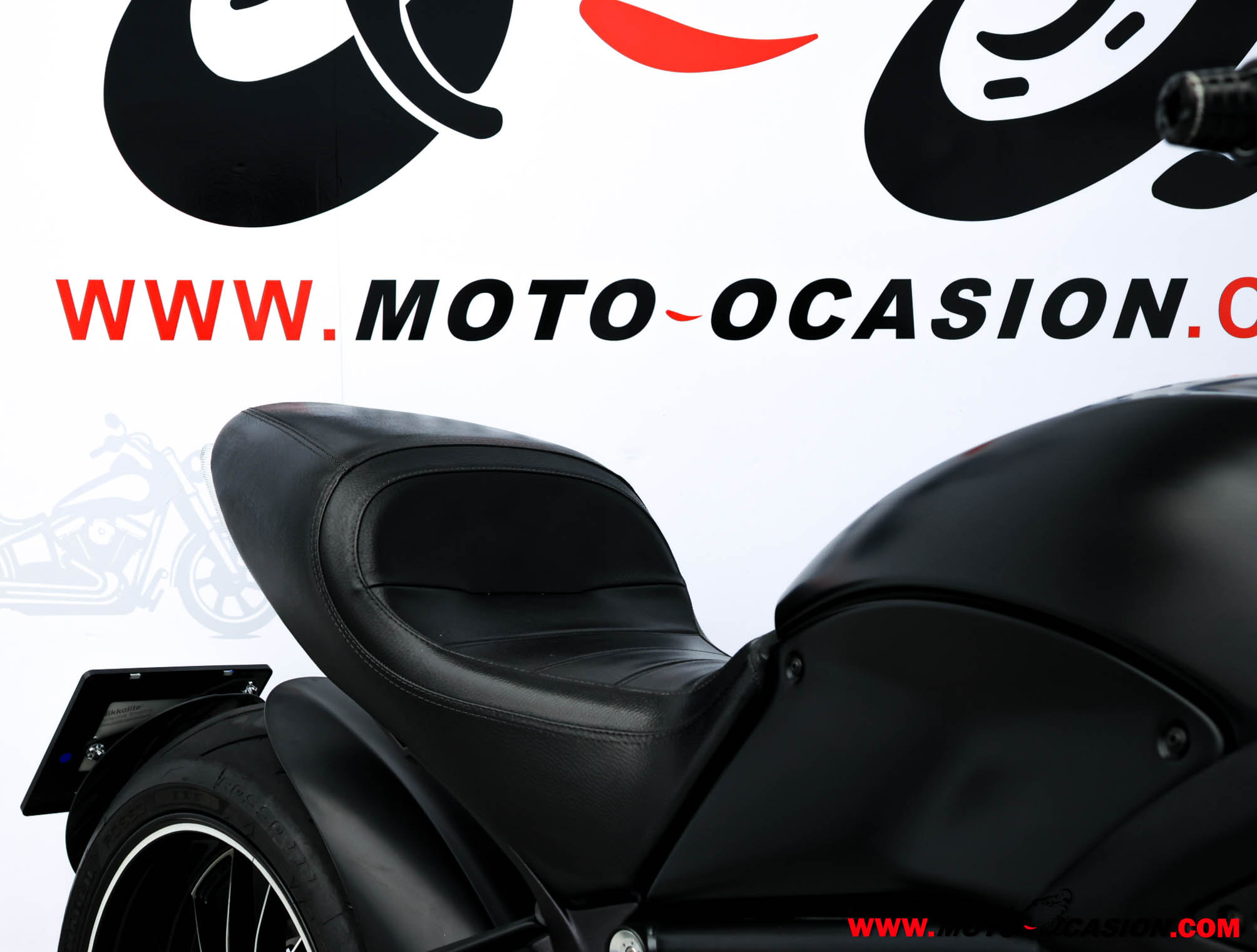 DUCATI DIAVEL DARK