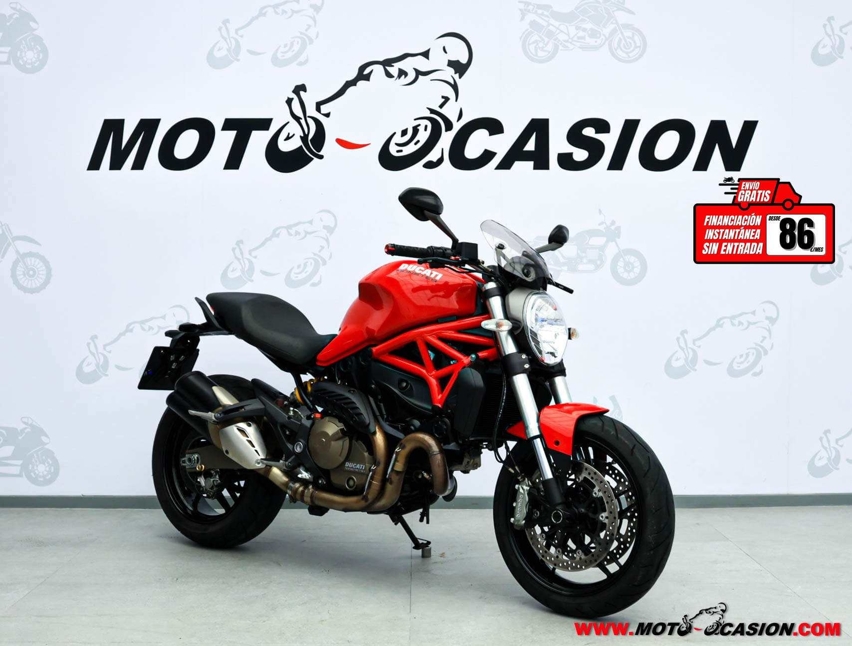 DUCATI MONSTER 821 (copia)