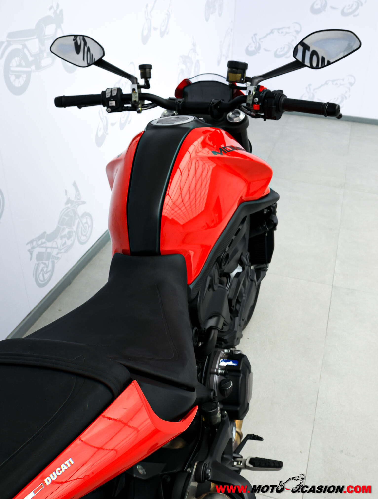 DUCATI MONSTER -A2-