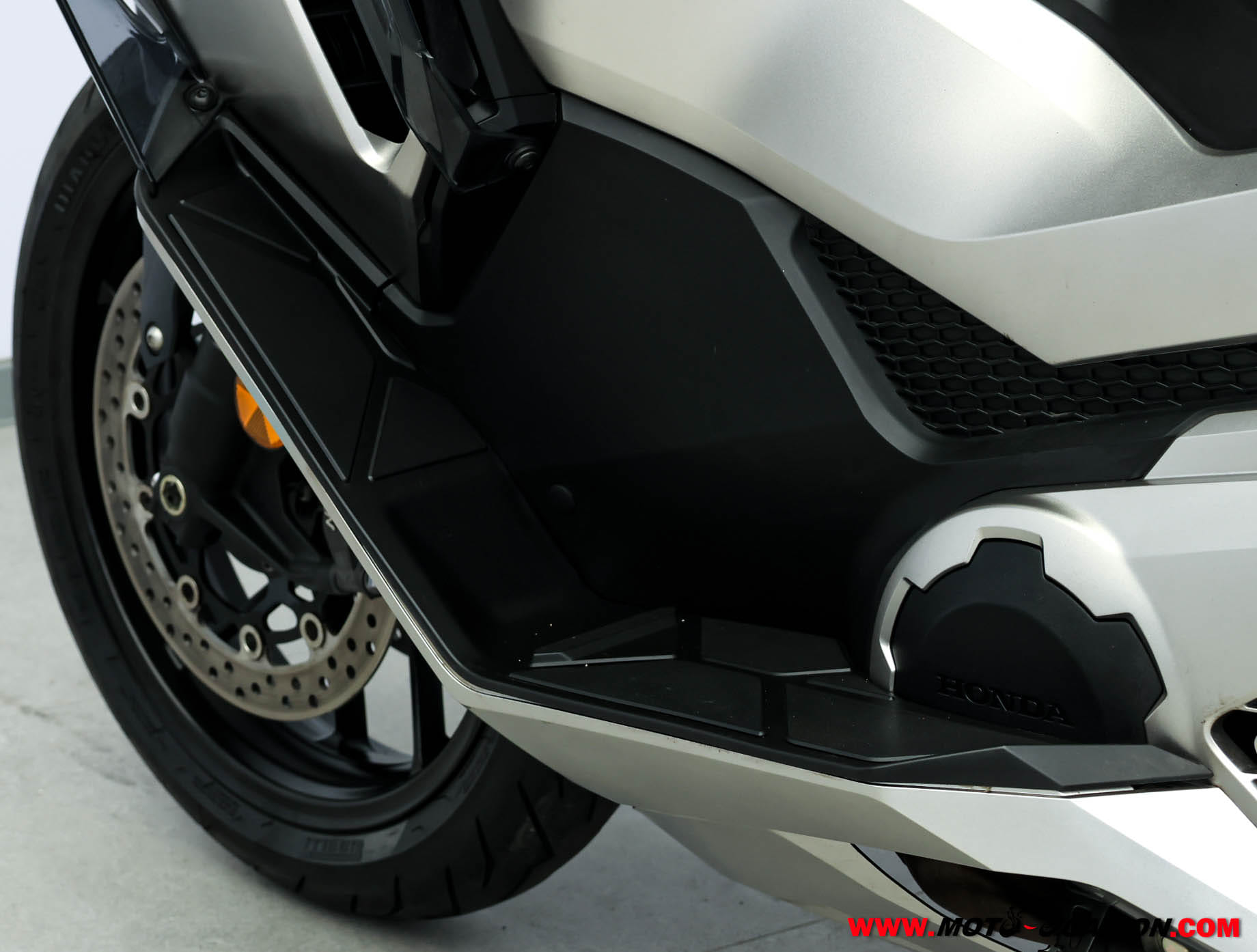 HONDA FORZA 750 ¿A2?