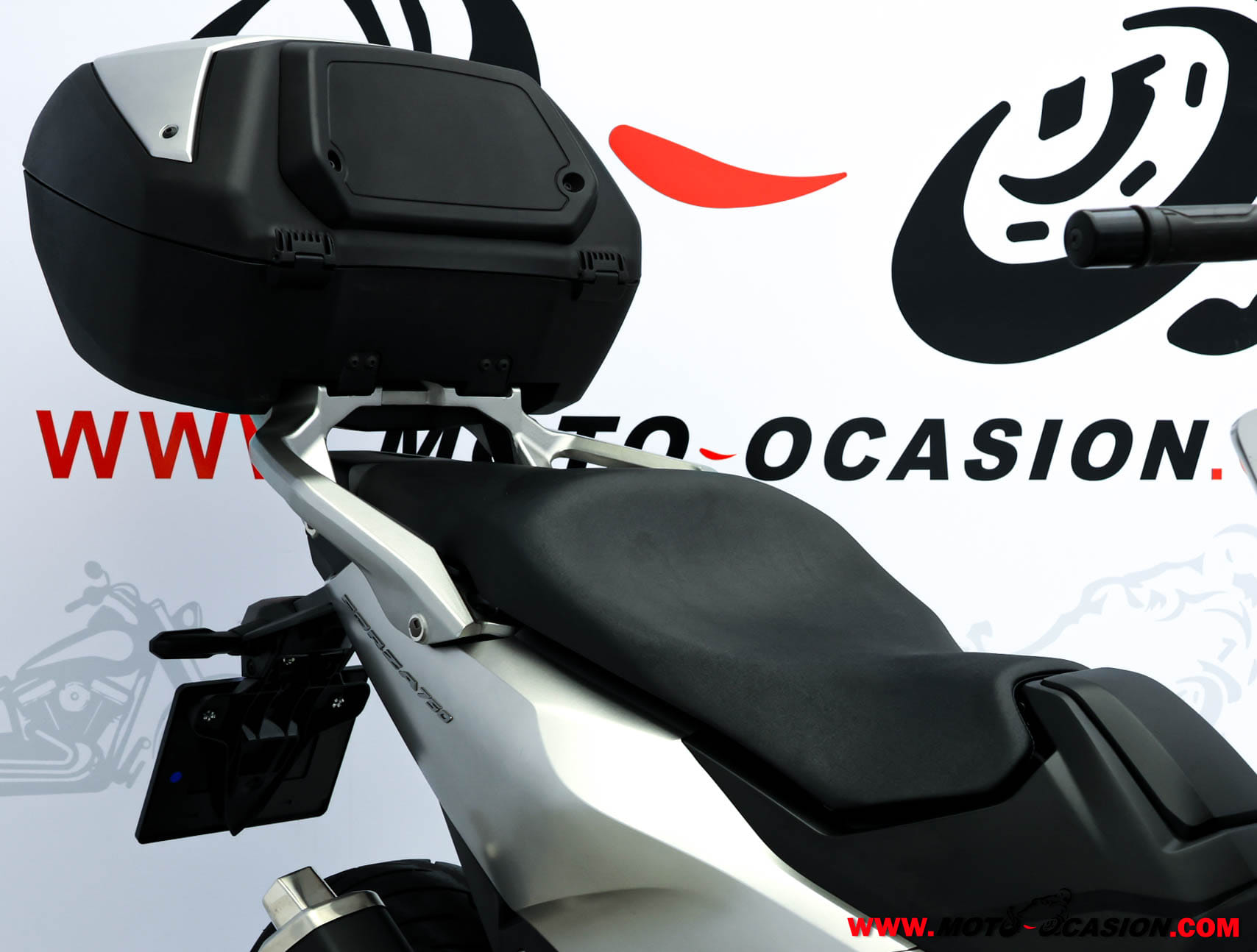 HONDA FORZA 750 ¿A2?