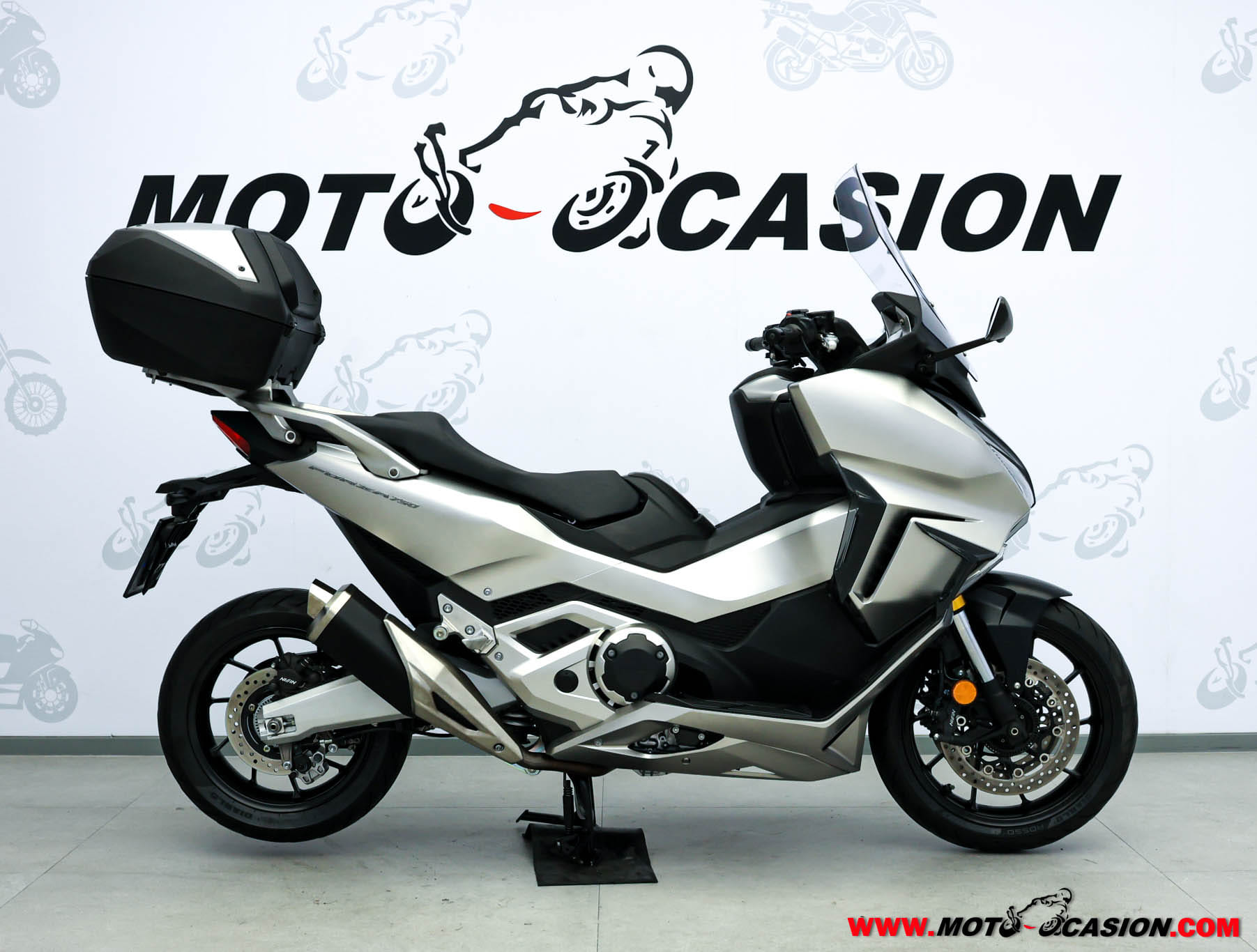 HONDA FORZA 750 ¿A2?