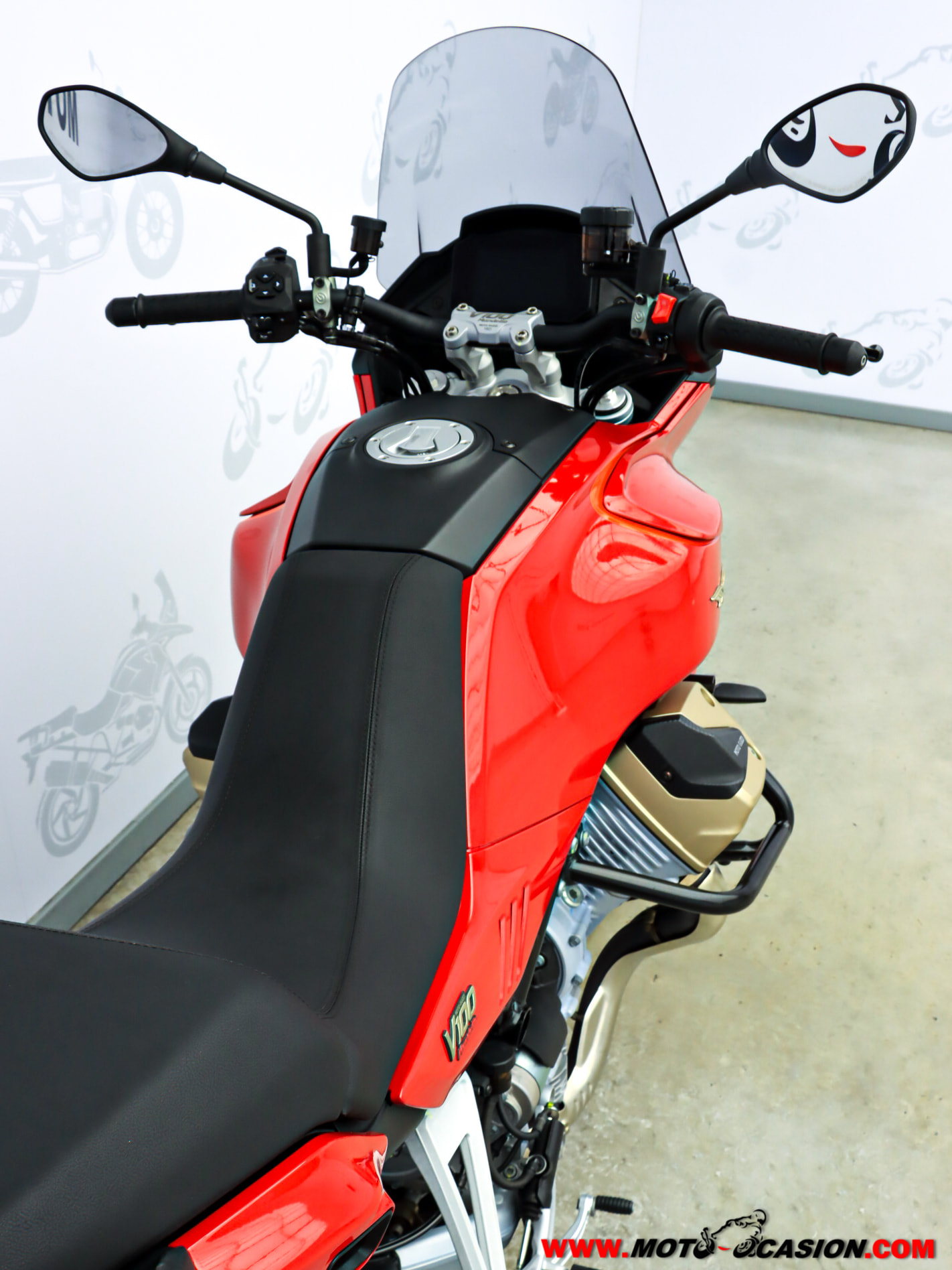 MOTO GUZZI V 100 MANDELLO
