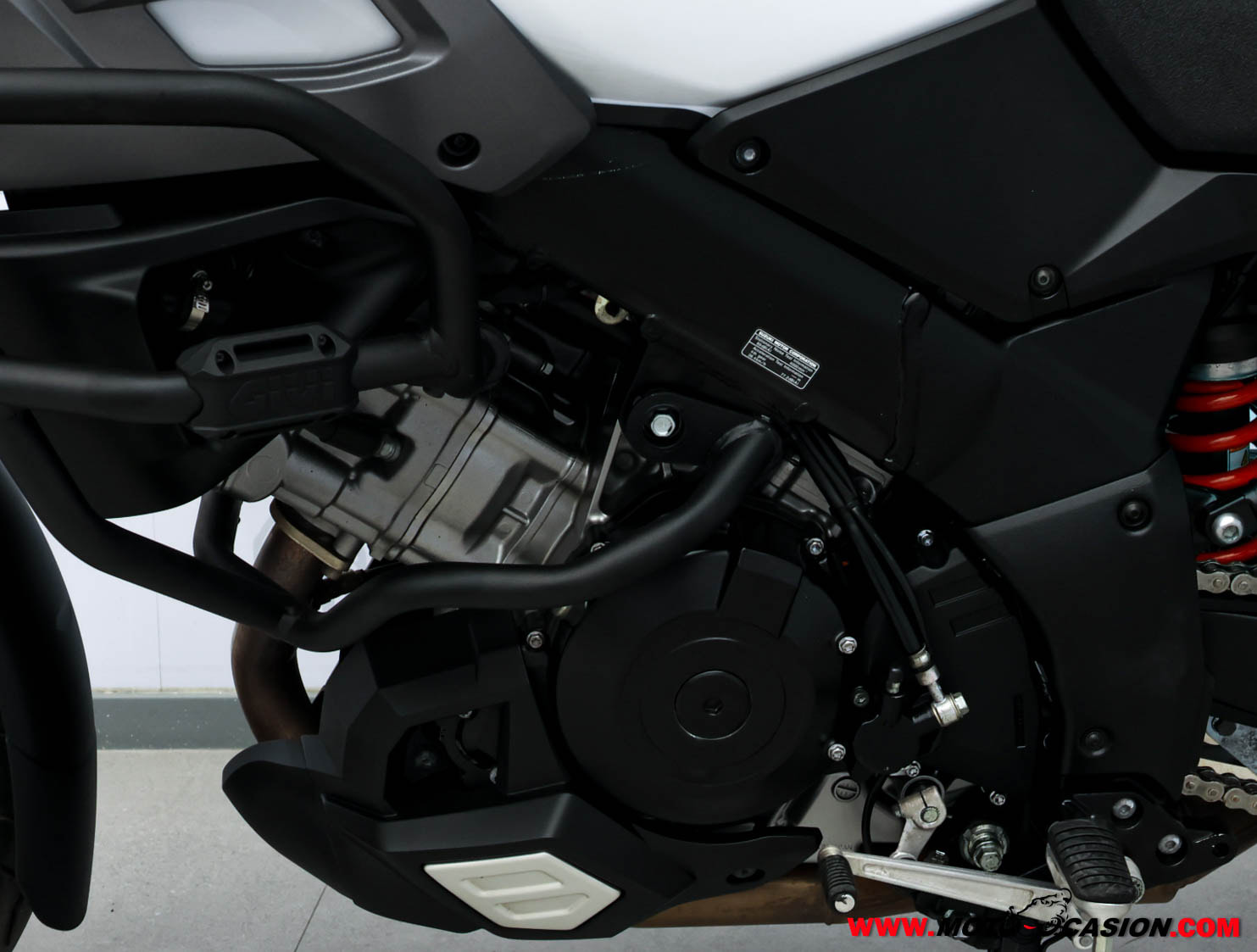 SUZUKI V-STROM 1000 XT