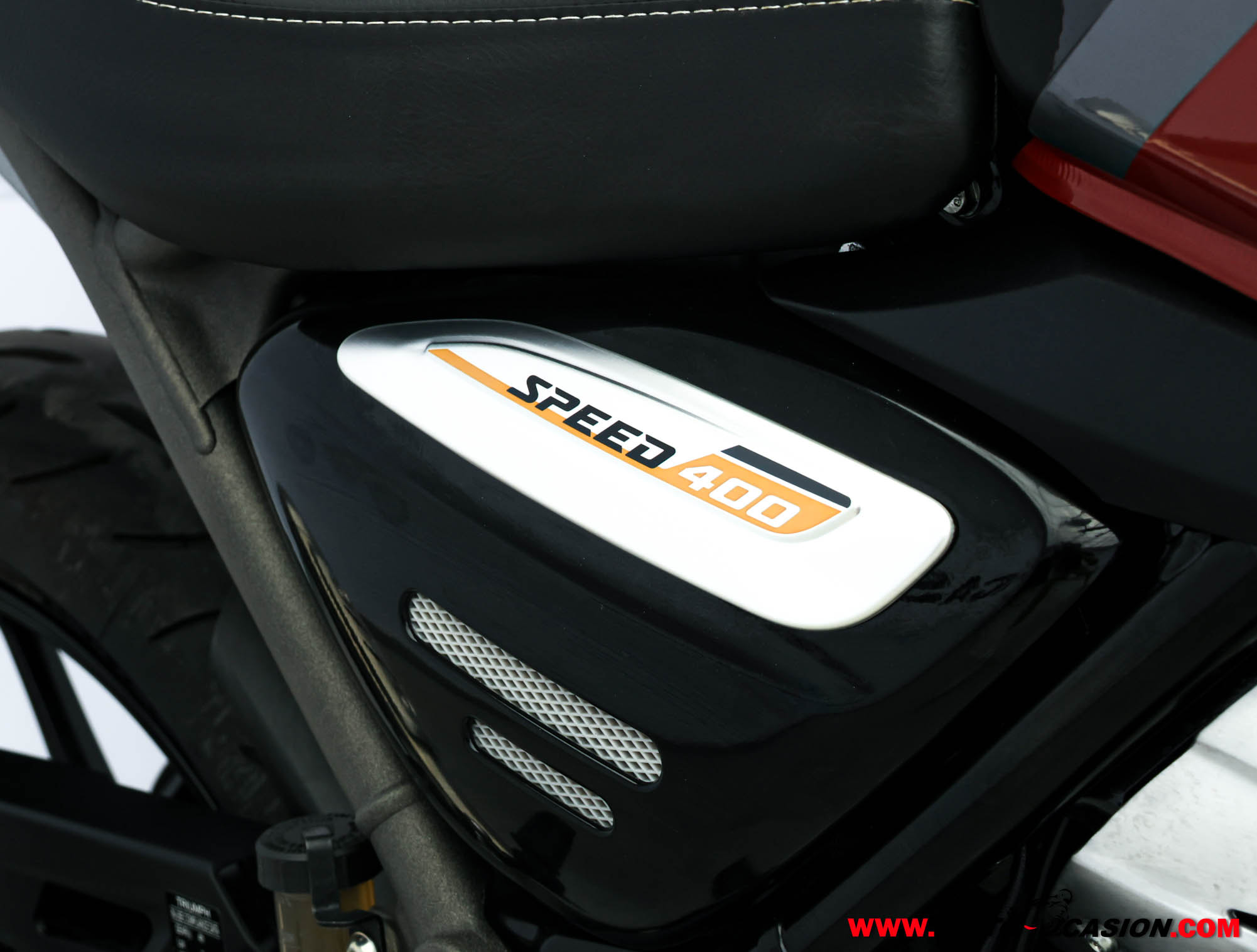 TRIUMPH SPEED 400 -APTA A2- GARANTÍA OFICIAL