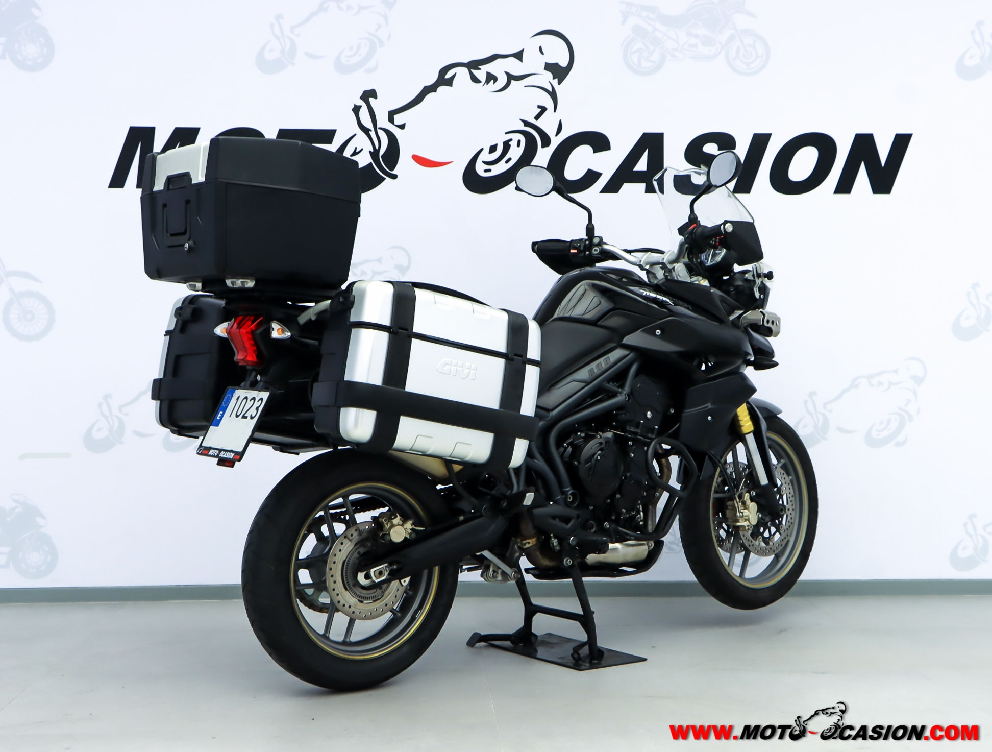 TRIUMPH TIGER 800 ¿A2? (copia)