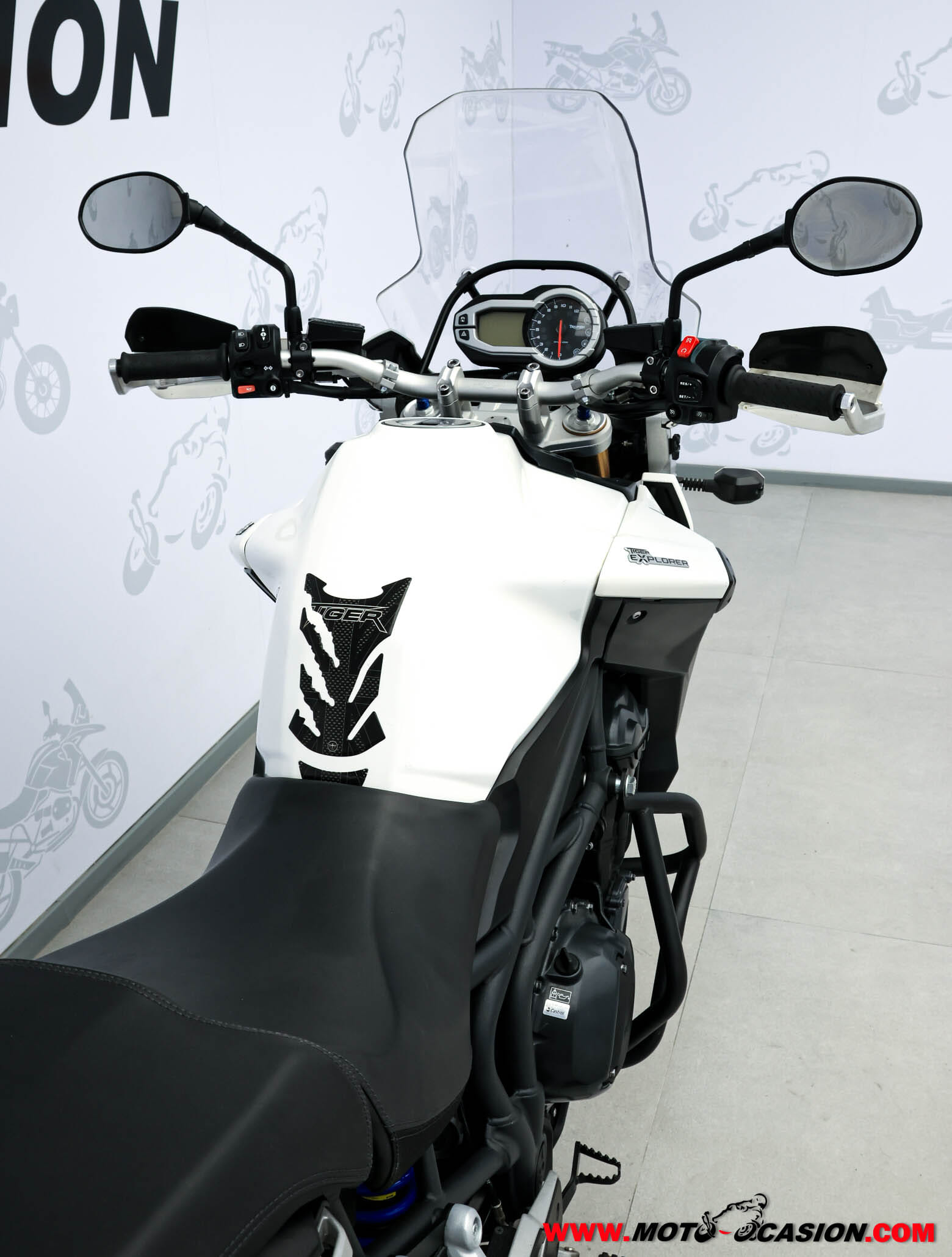TRIUMPH TIGER EXPLORER 1200