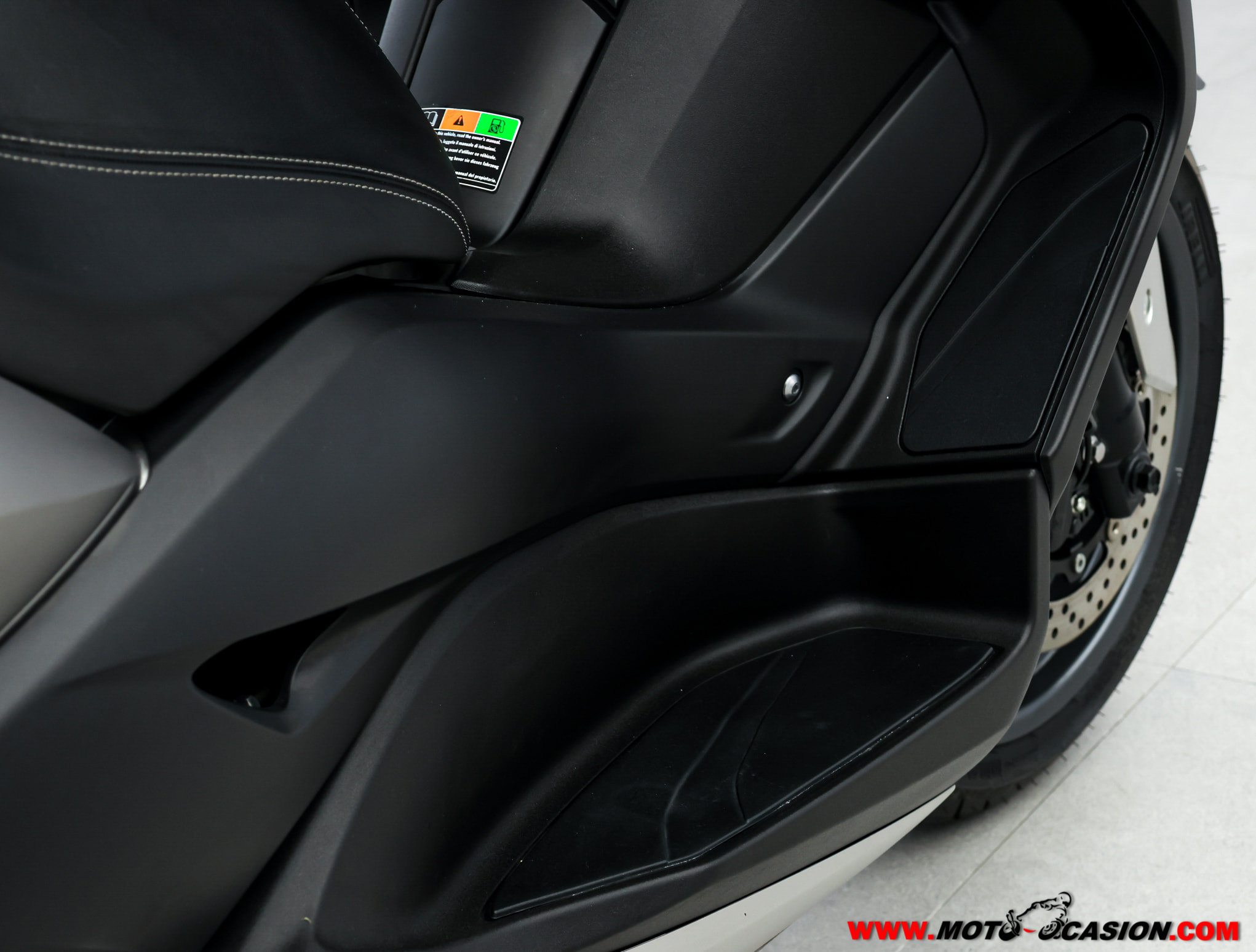 YAMAHA X-MAX 400 -APTA A2- a)