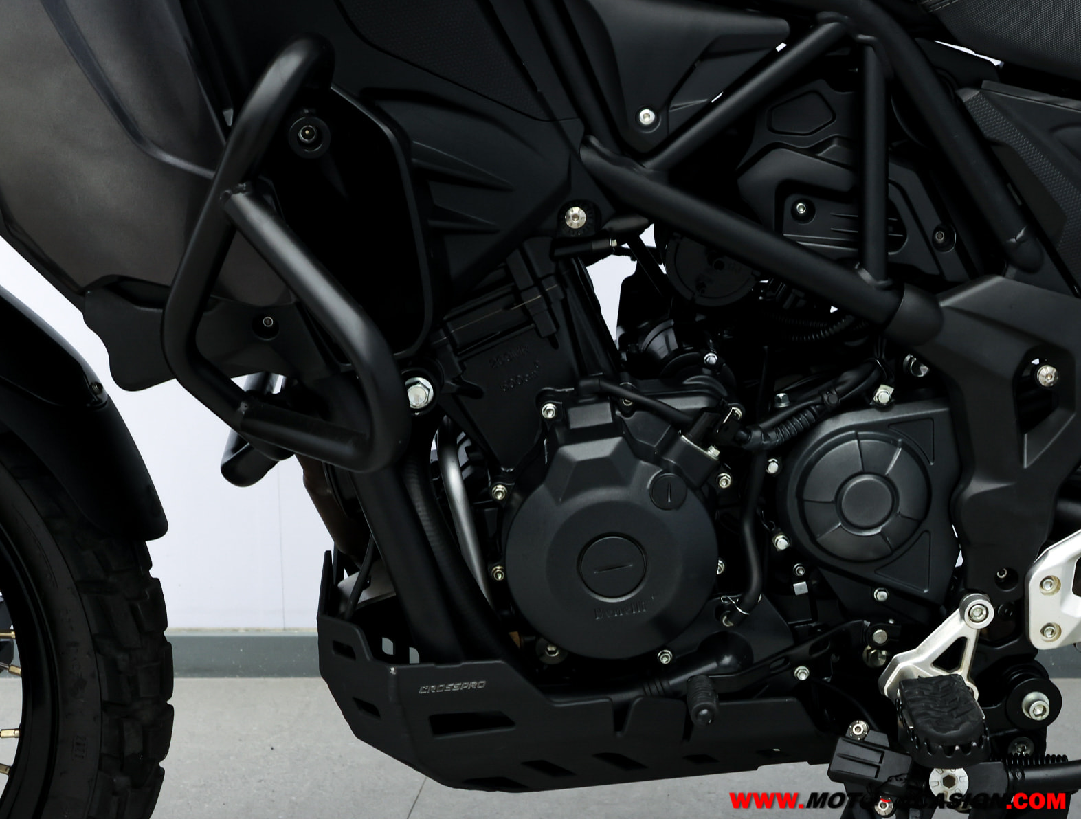 BENELLI TRK 502 X -APTA A2-