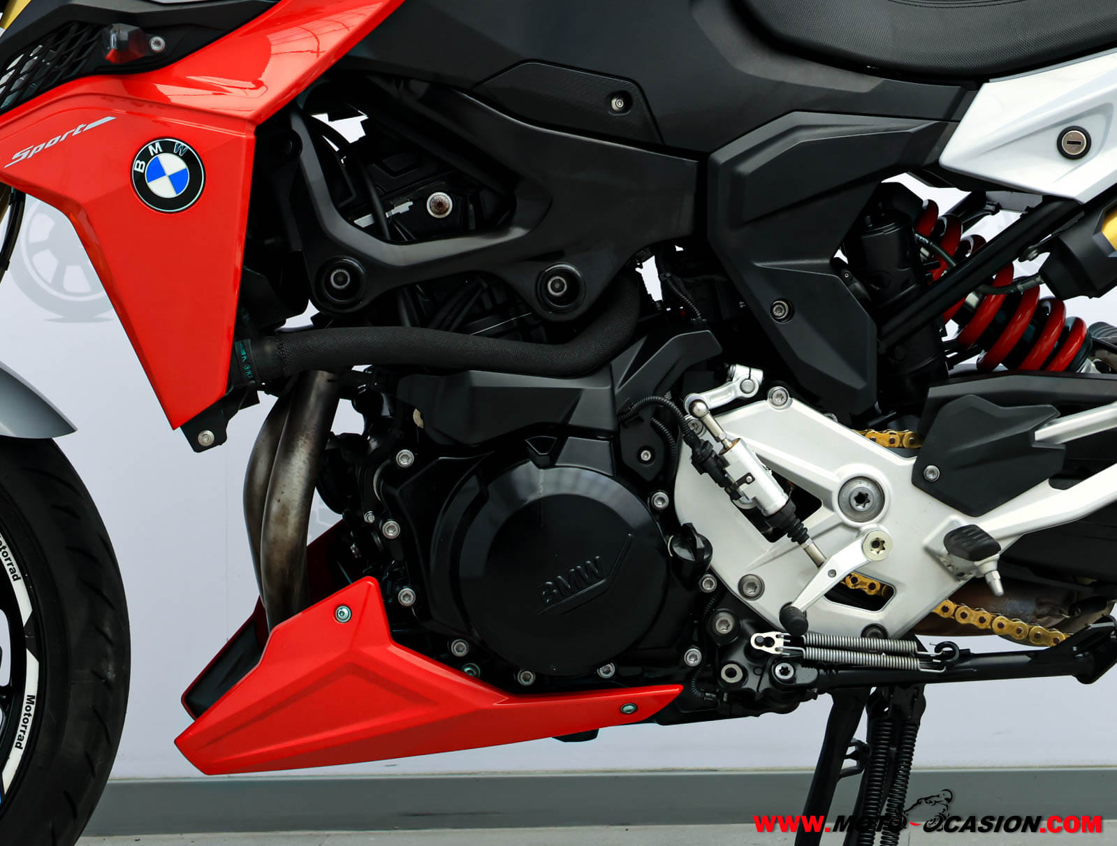 BMW F 900 R