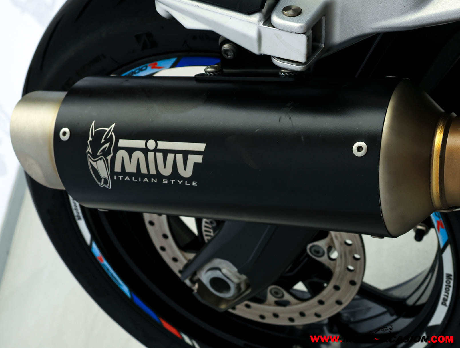 BMW F 900 R