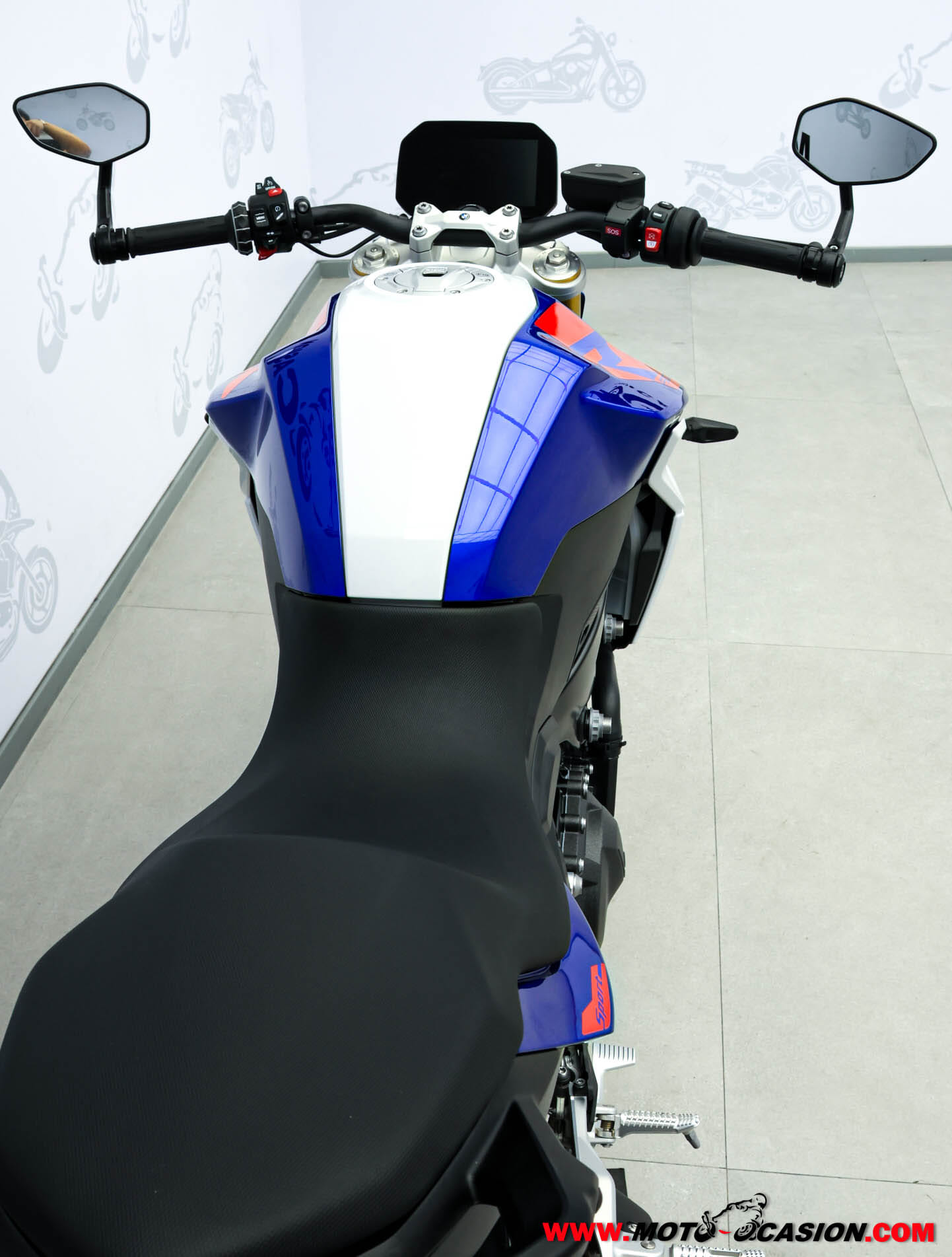 BMW F 900 R