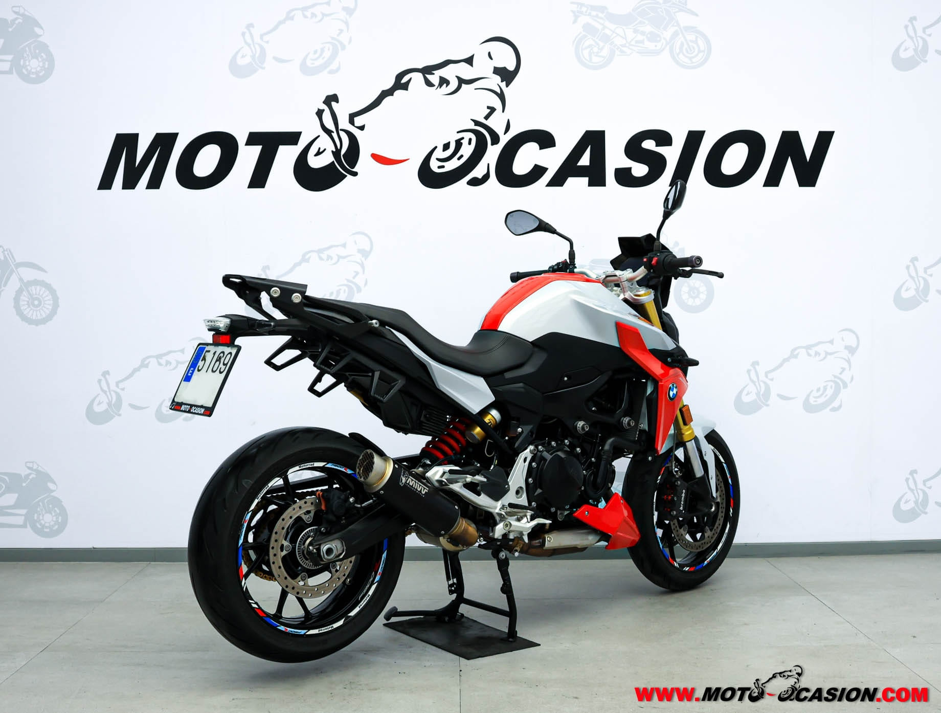 BMW F 900 R (copia)