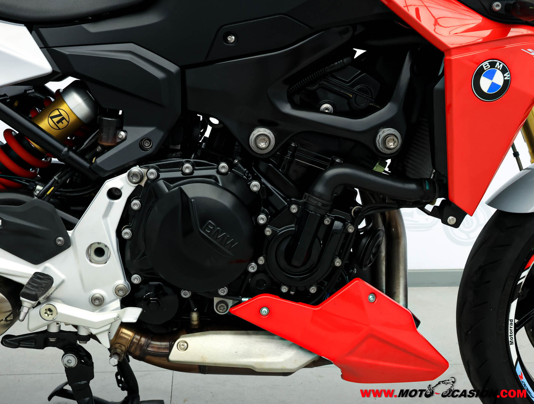 BMW F 900 R (copia)