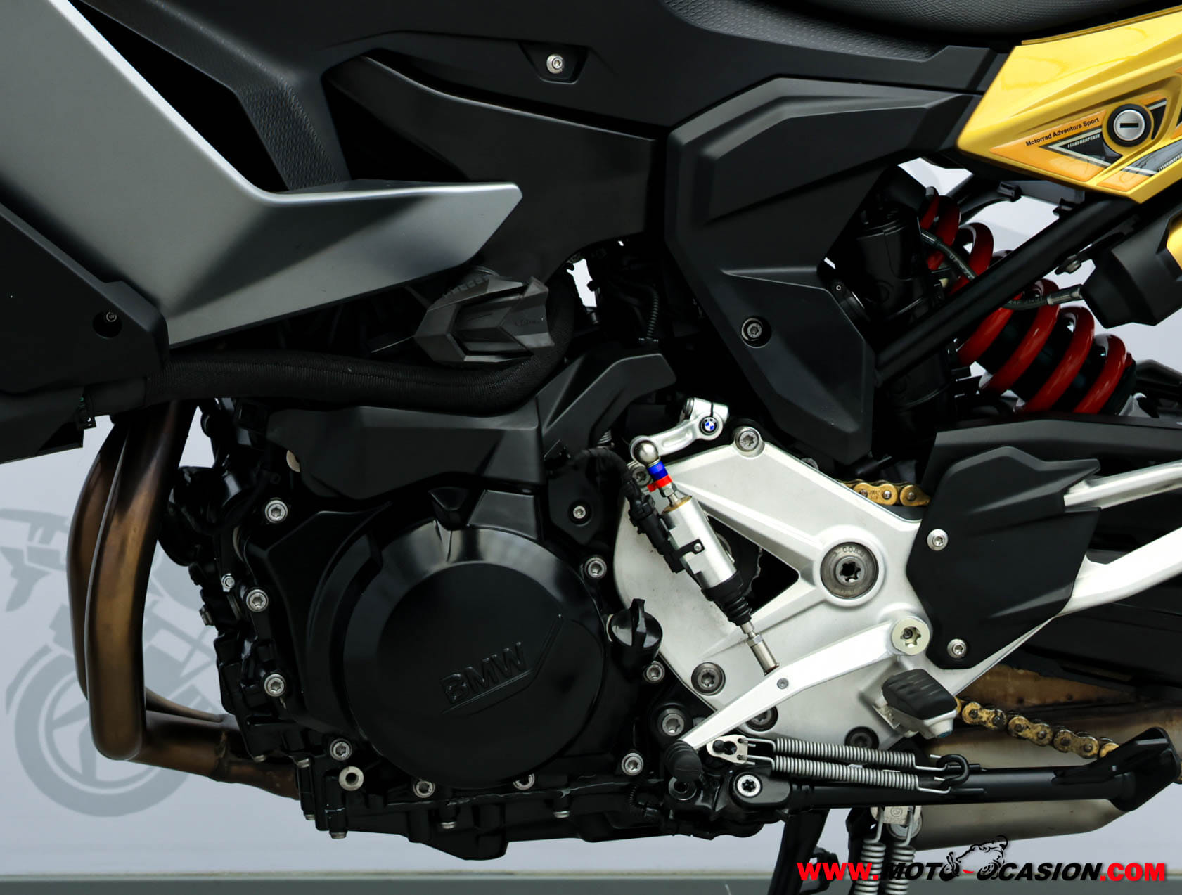 BMW F 900 XR