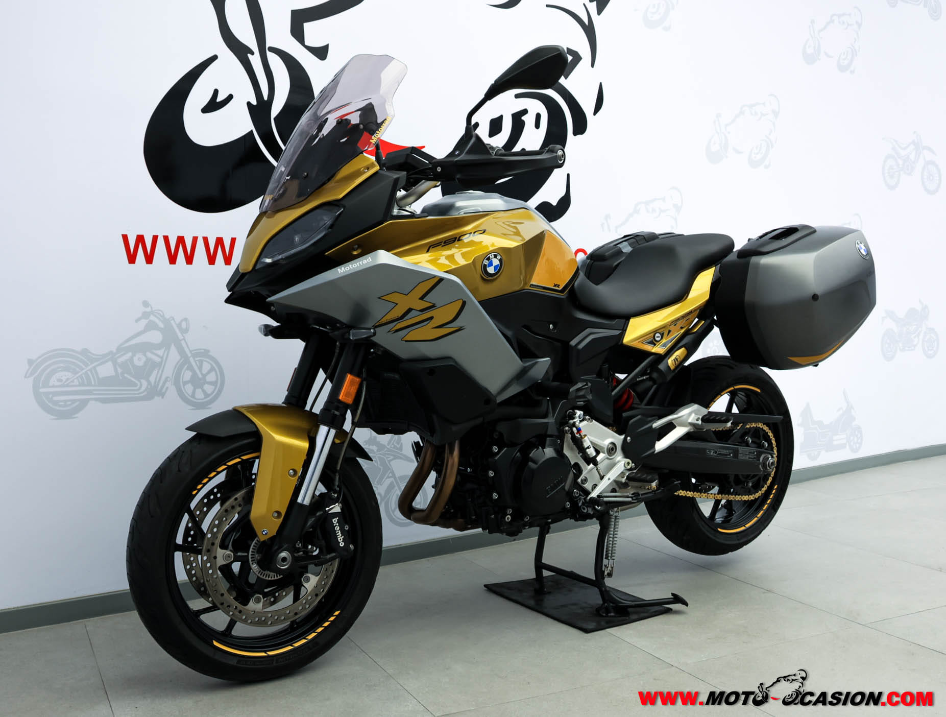 BMW F 900 XR