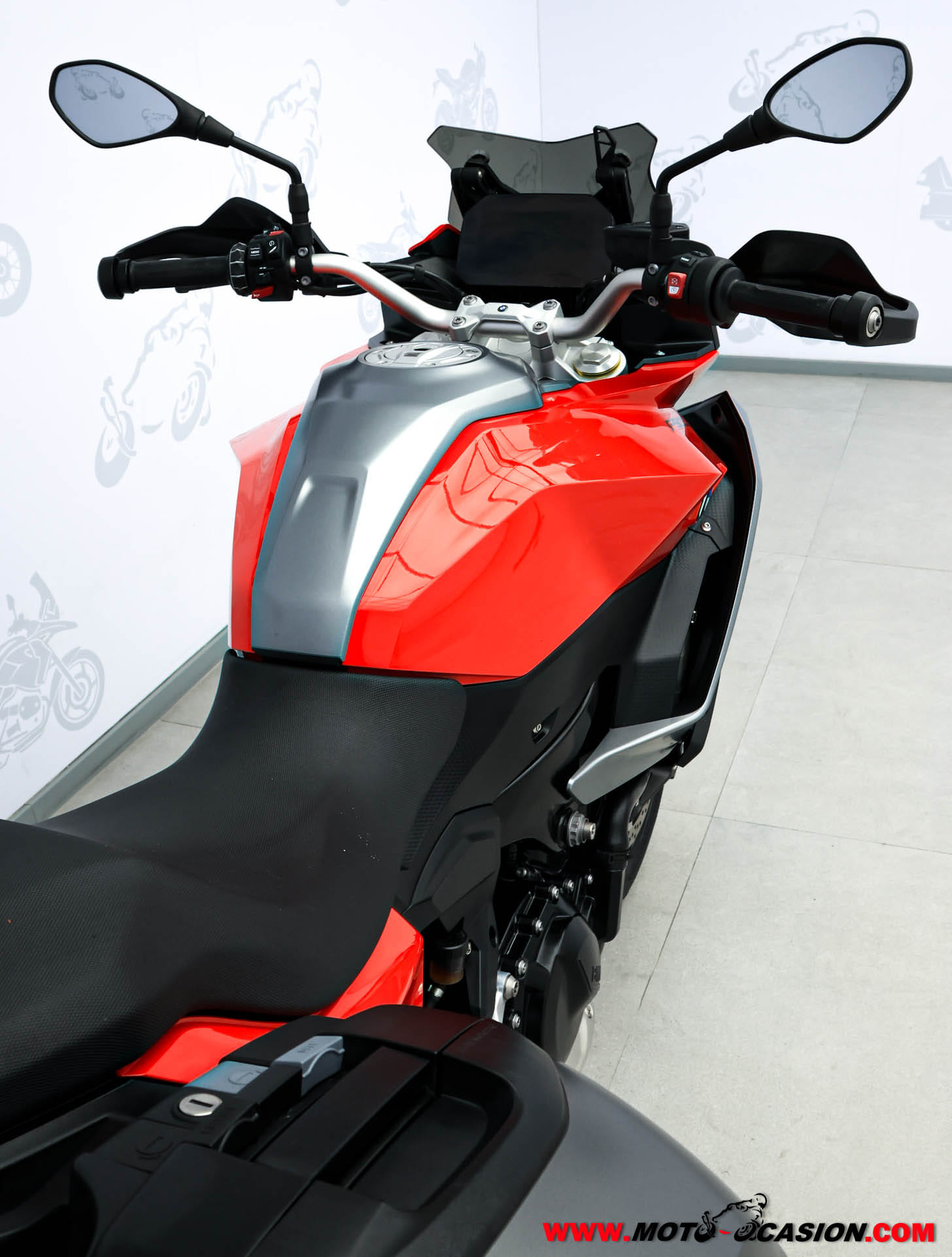 BMW F 900 XR