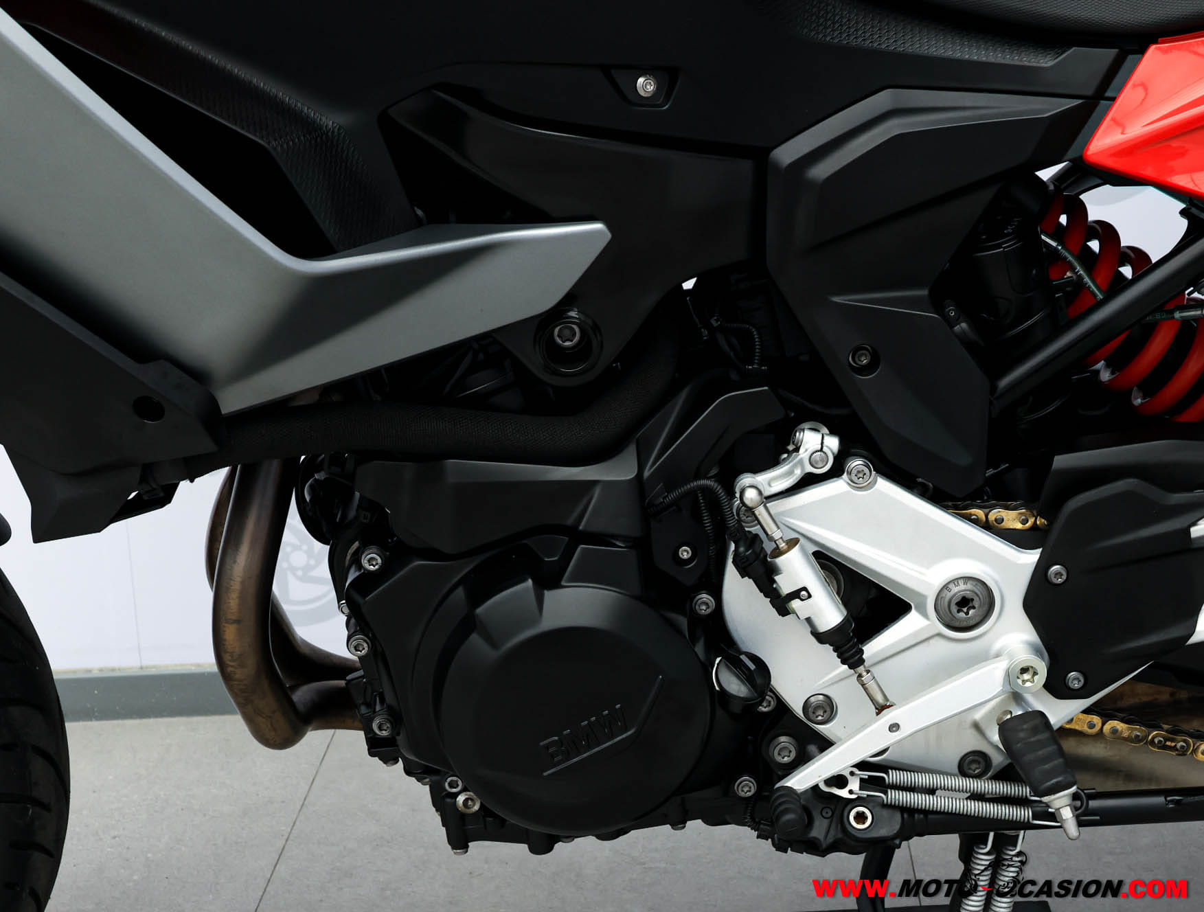 BMW F 900 XR