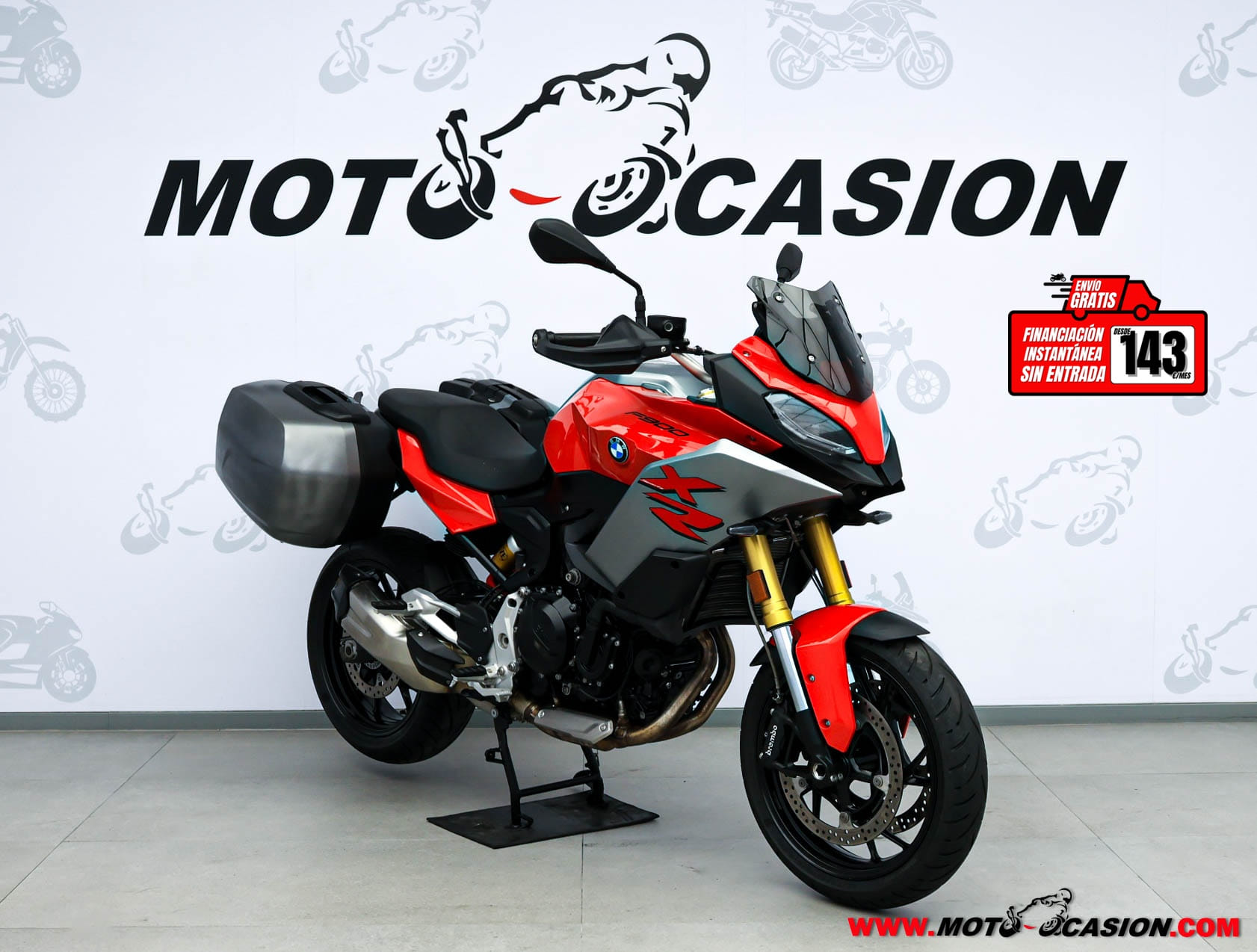BMW F 900 XR TRIPLE BLACK (copia)