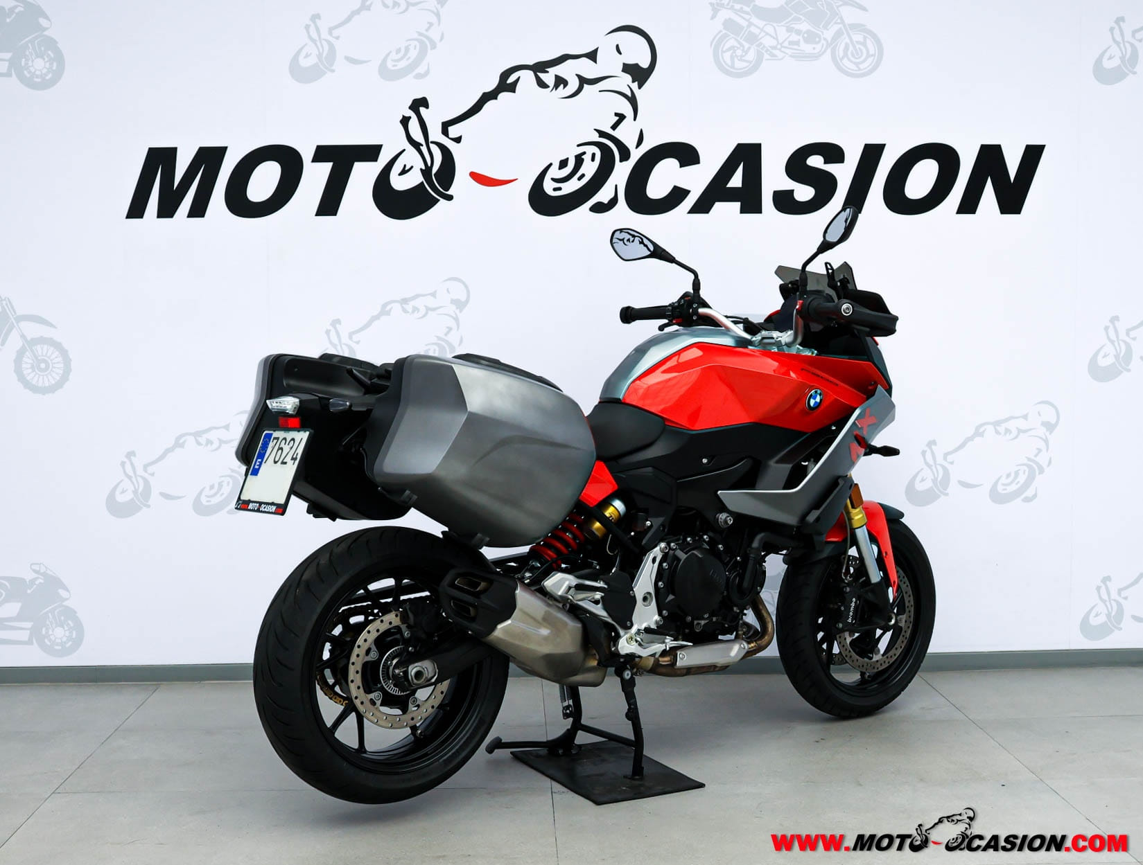 BMW F 900 XR TRIPLE BLACK (copia)