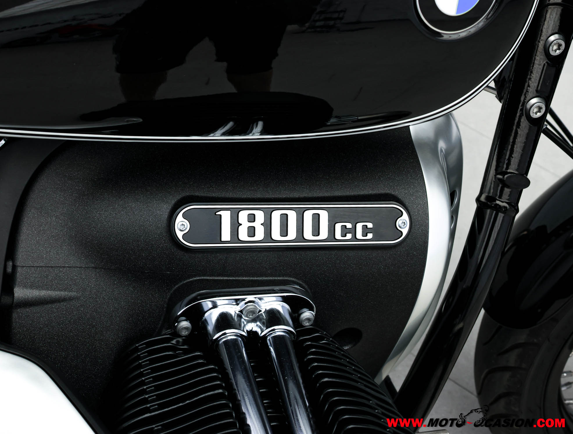 BMW R 18