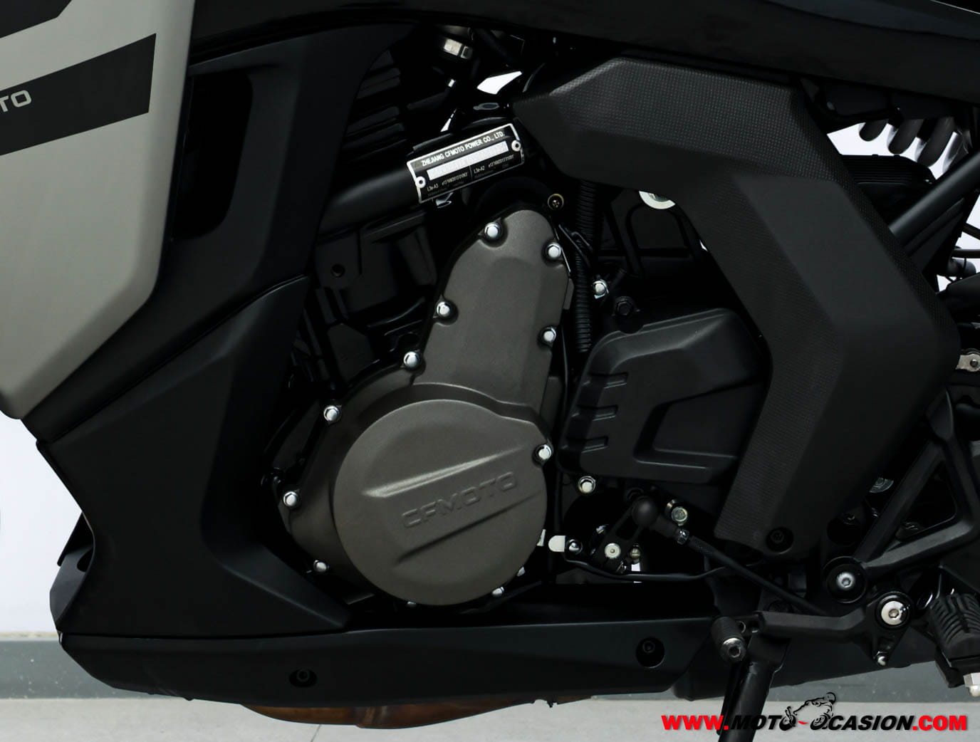 CF MOTO 650 GT ¿A2?