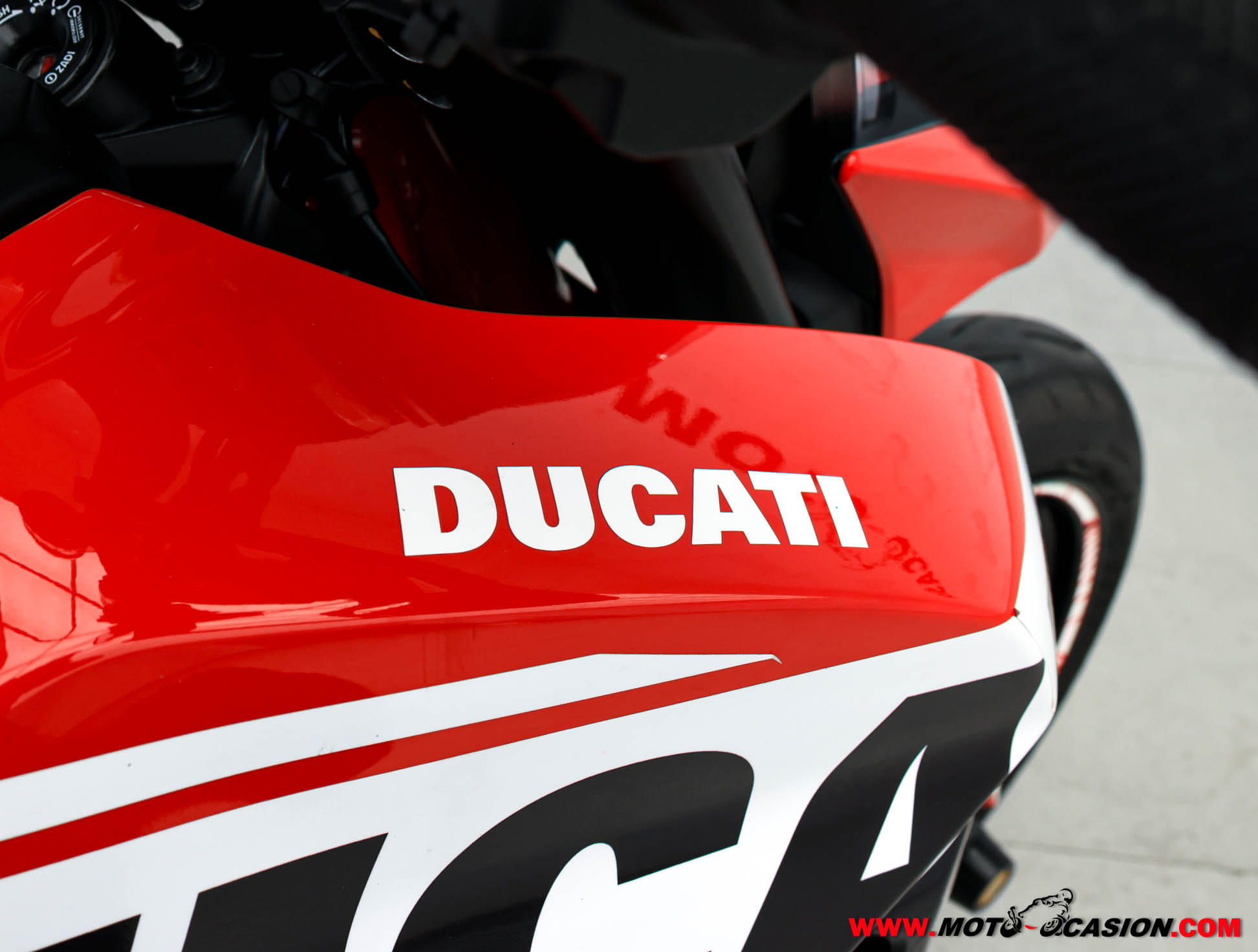 DUCATI HYPERMOTARD 950