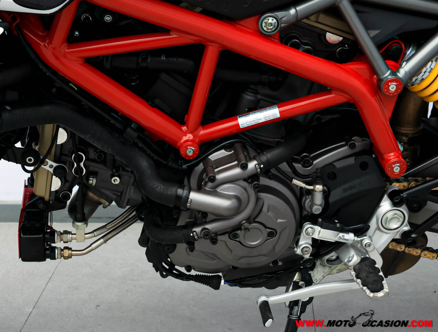 DUCATI HYPERMOTARD 950