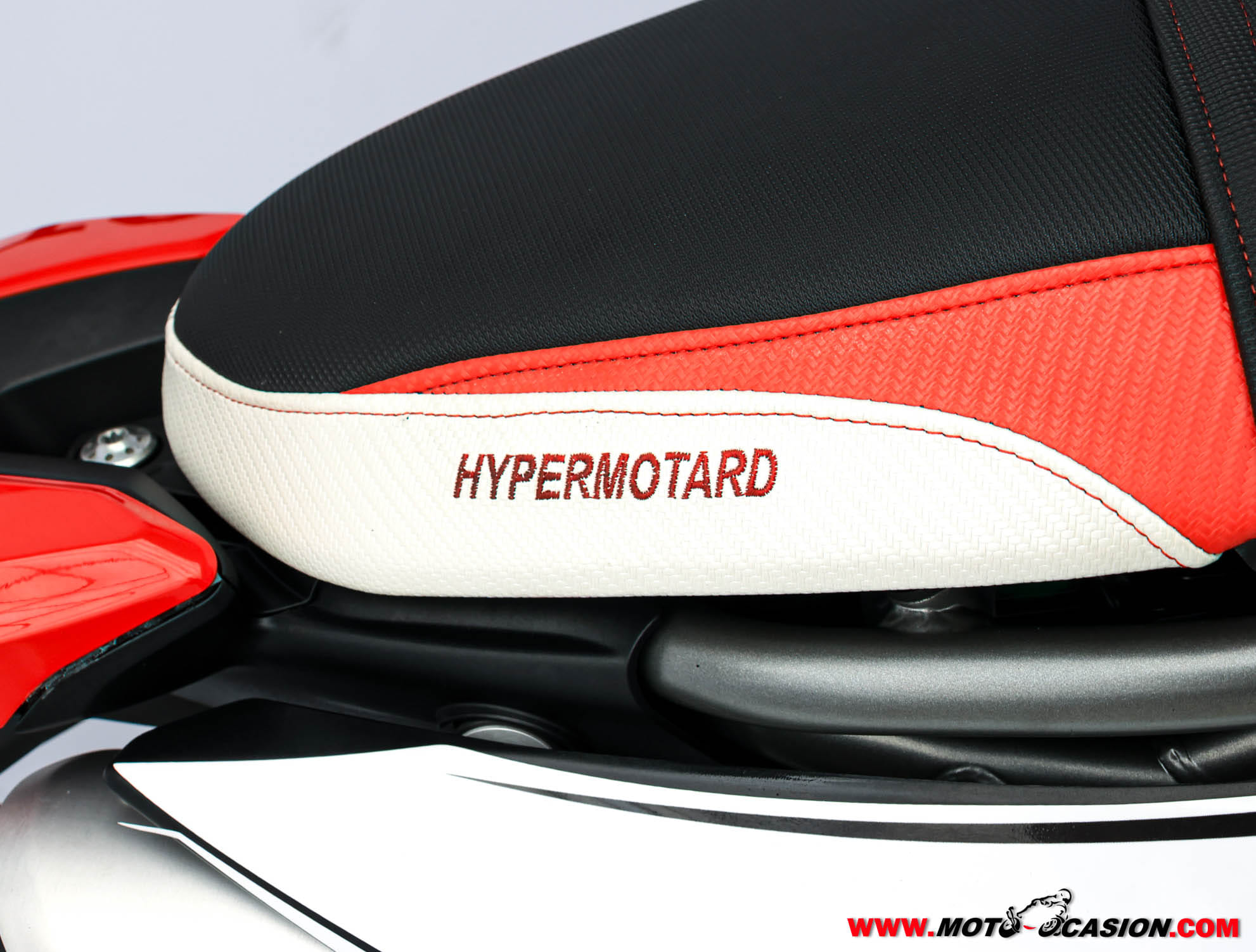DUCATI HYPERMOTARD 950