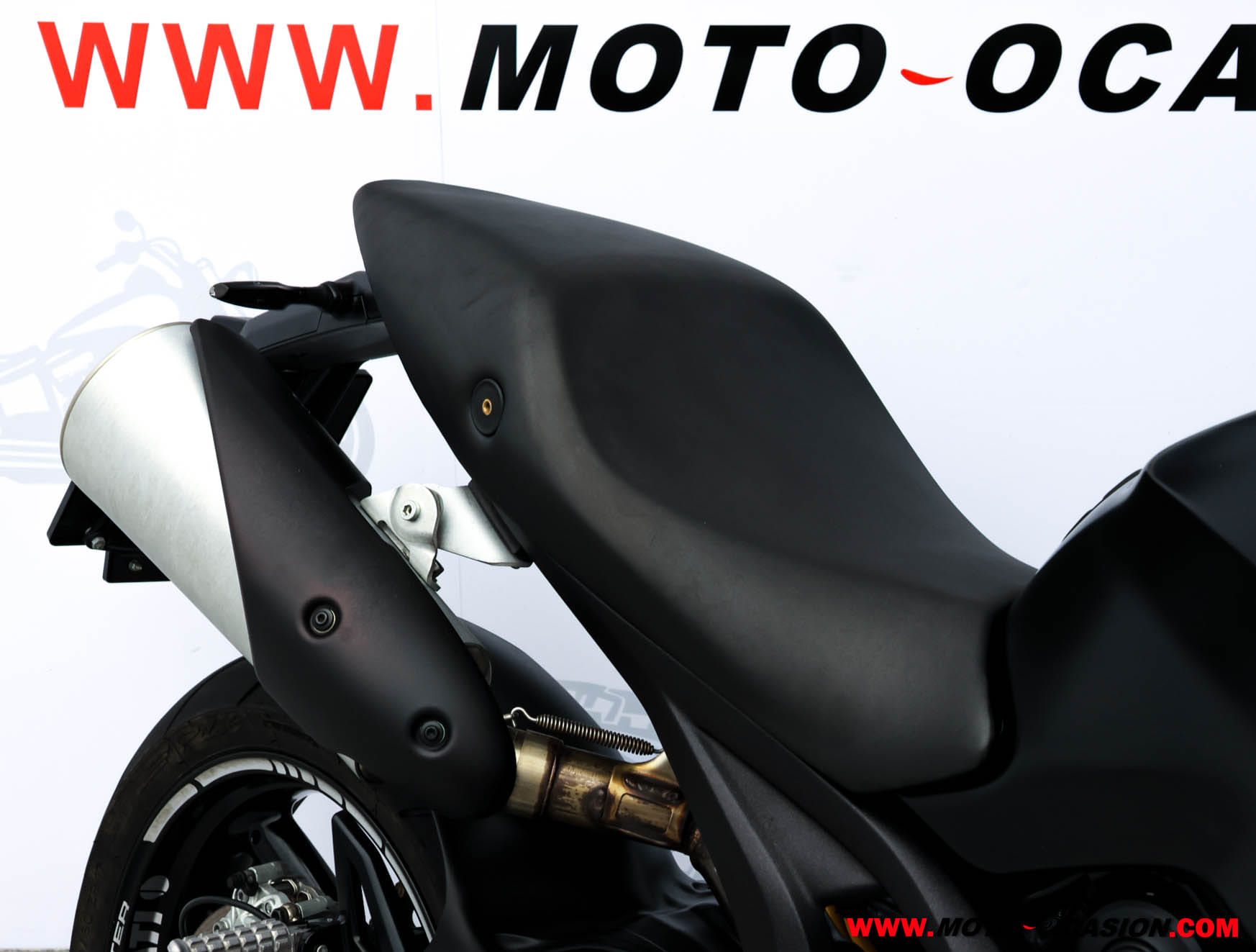 DUCATI MONSTER 696 ¿A2?