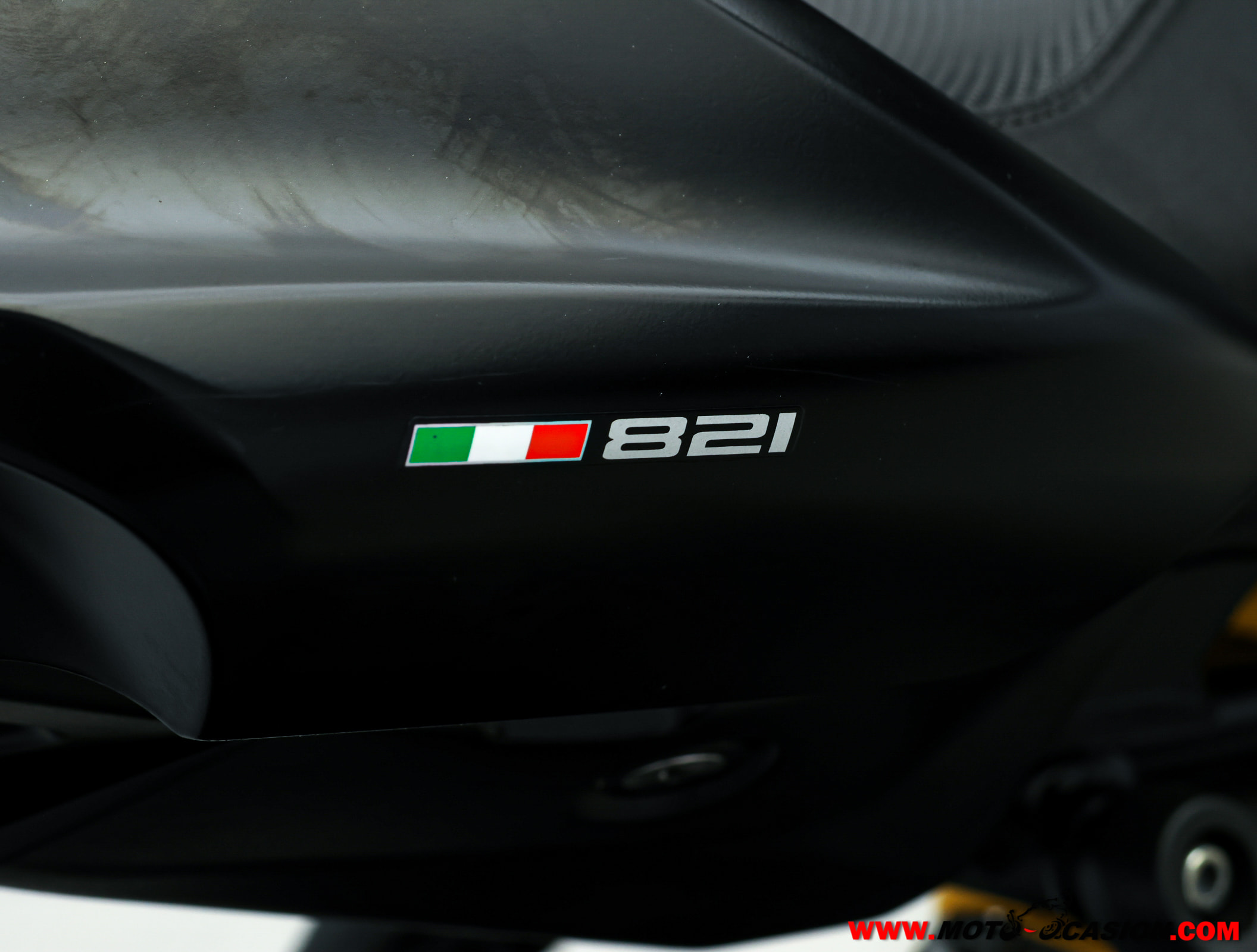 DUCATI MONSTER 821