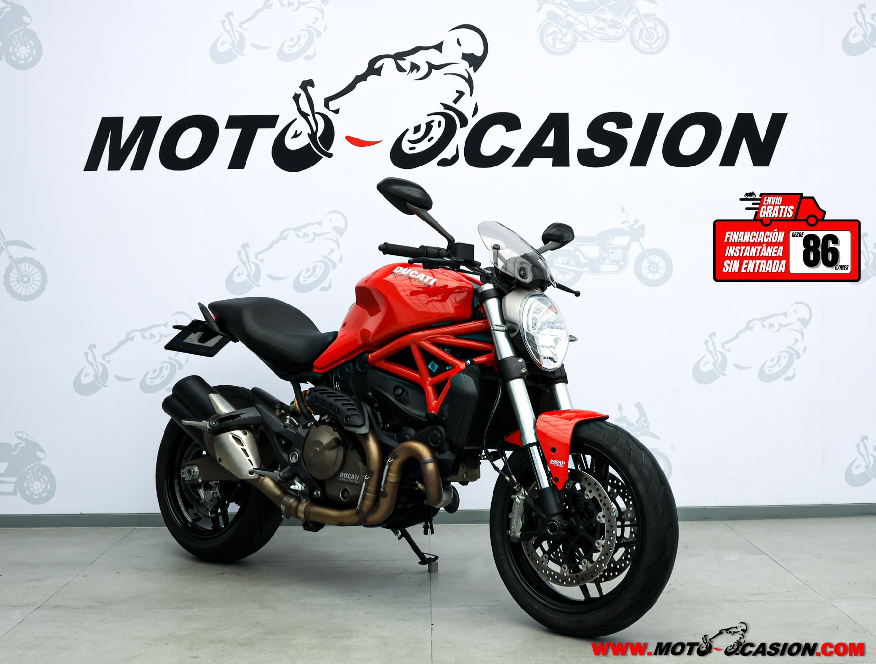 DUCATI MONSTER 821 (copia)