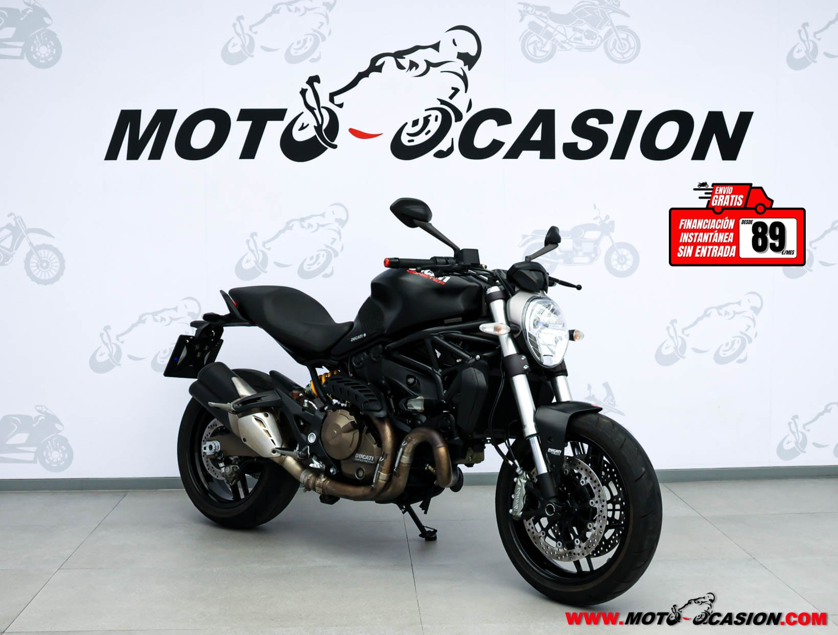 DUCATI MONSTER 821 (copia)