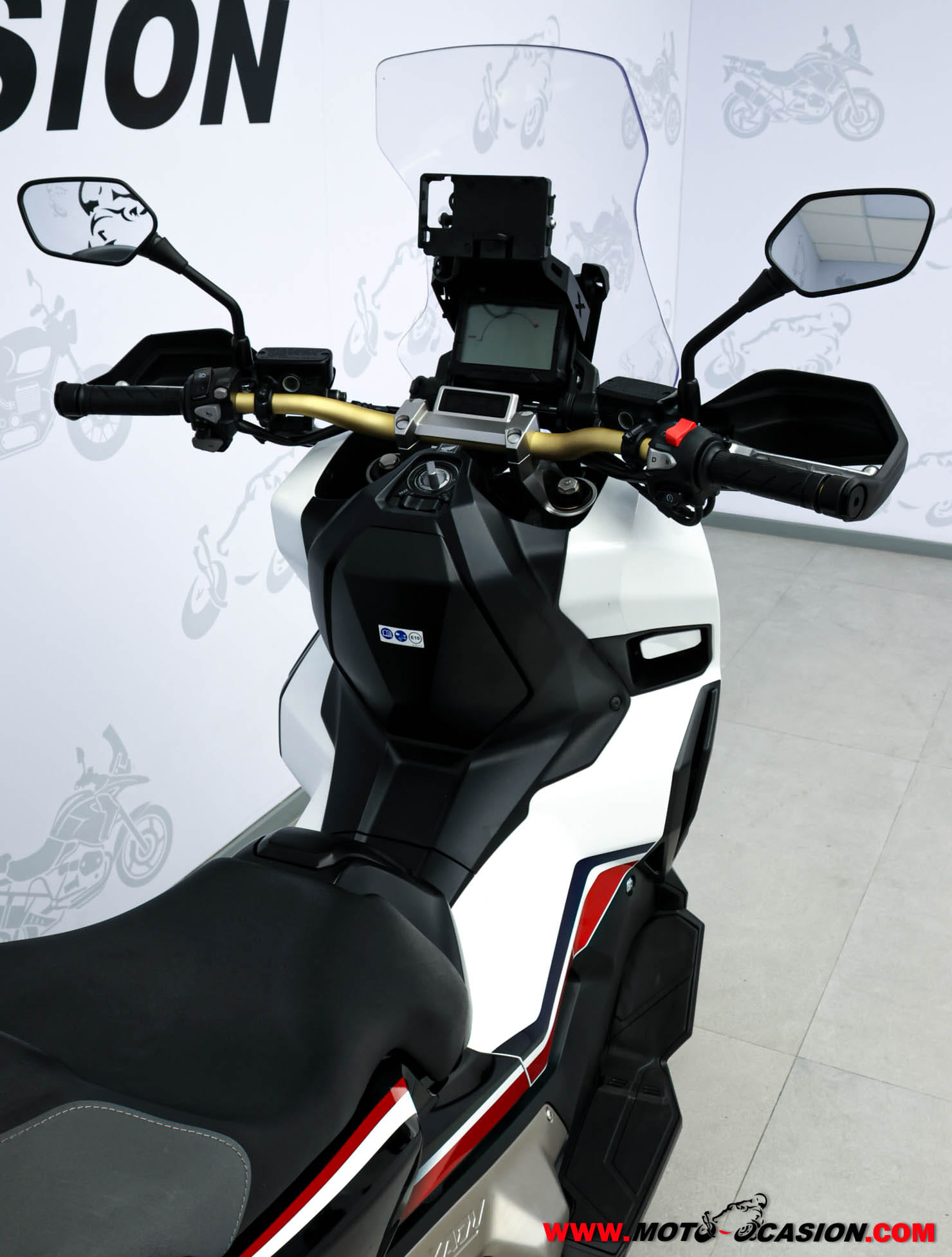 HONDA X-ADV 750 ¿A2? (copia)