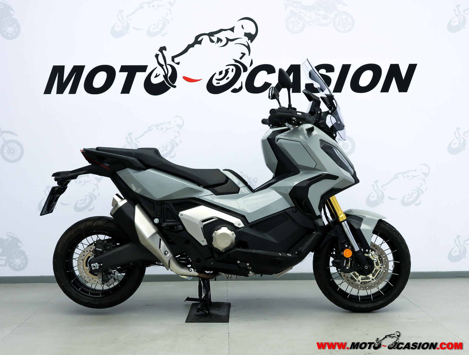 HONDA X-ADV 750 ¿A2? (copia)