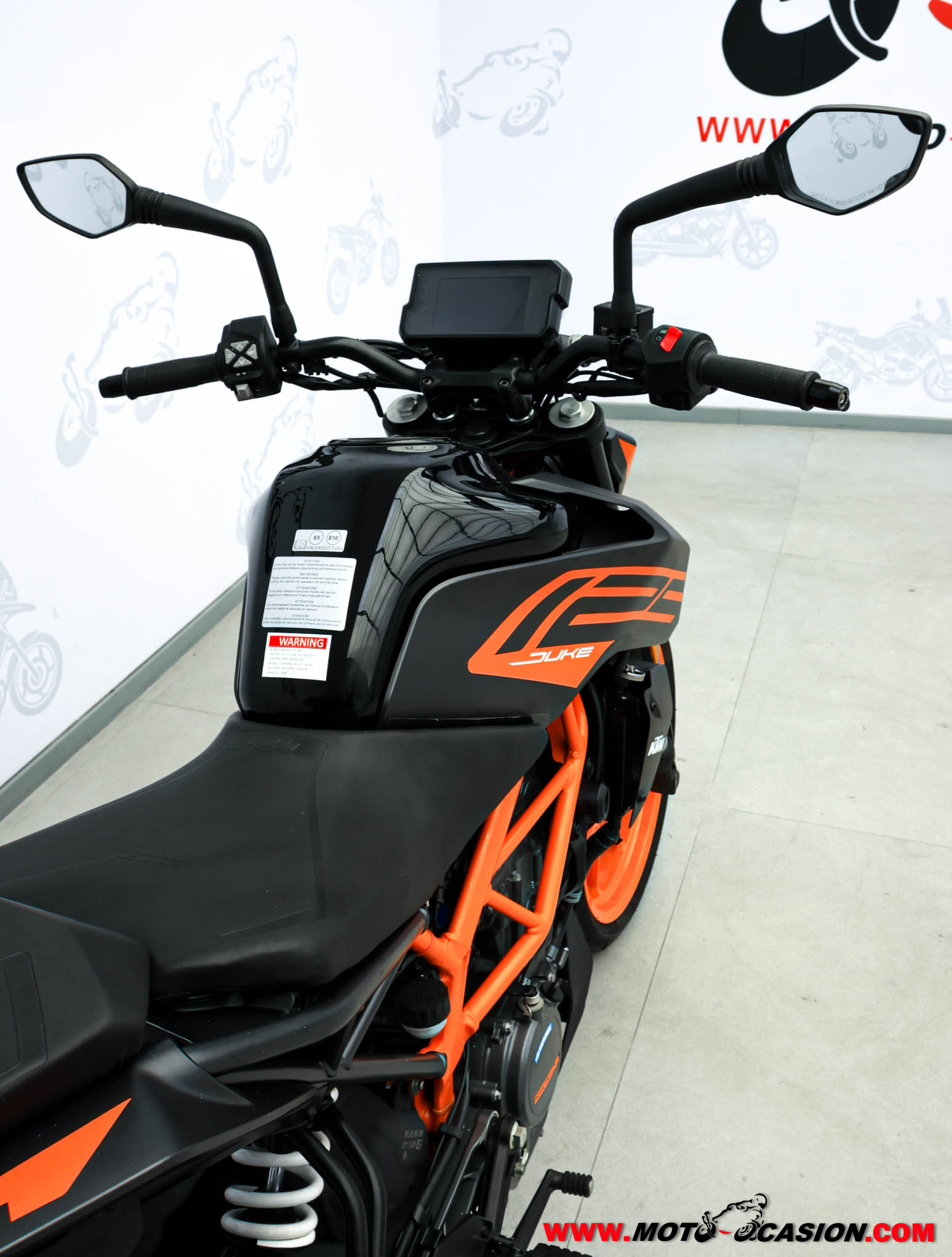 KTM 125 DUKE -APTA B Y A1-
