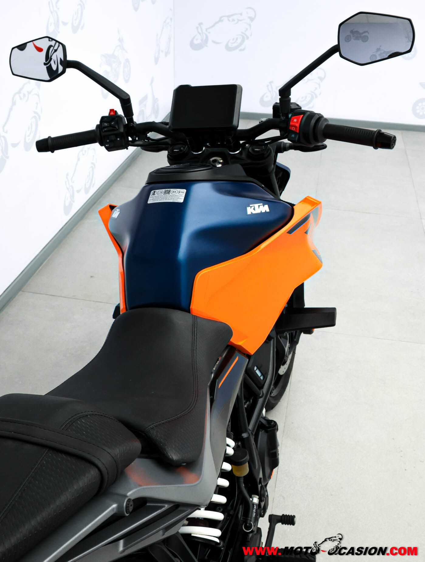 KTM 125 DUKE -APTA B Y A1- GARANTÍA OFICIAL