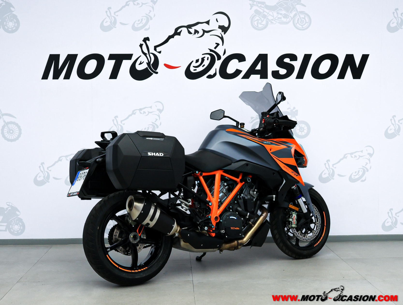 KTM 1290 SUPER DUKE GT (copia)