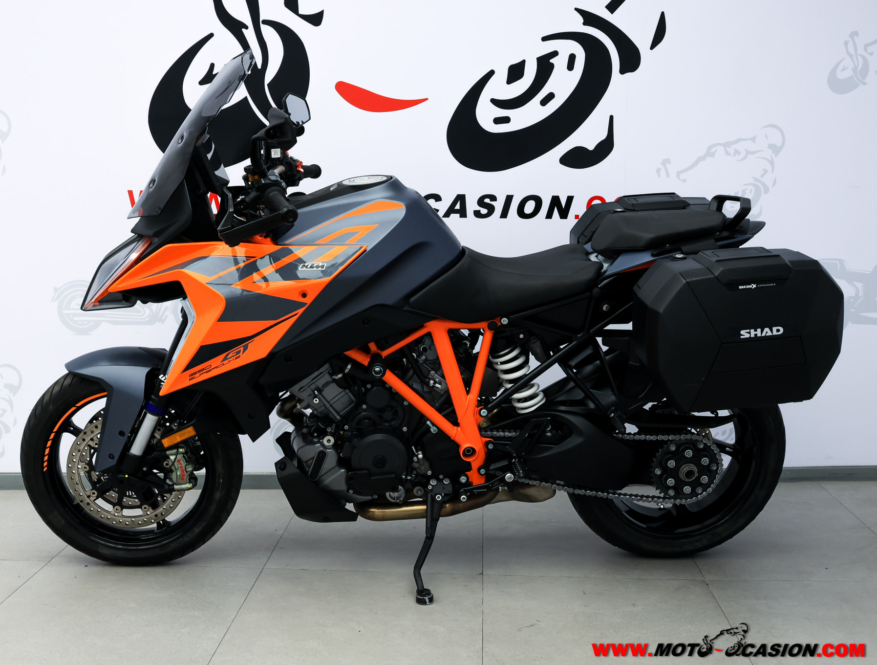 KTM 1290 SUPER DUKE GT (copia)