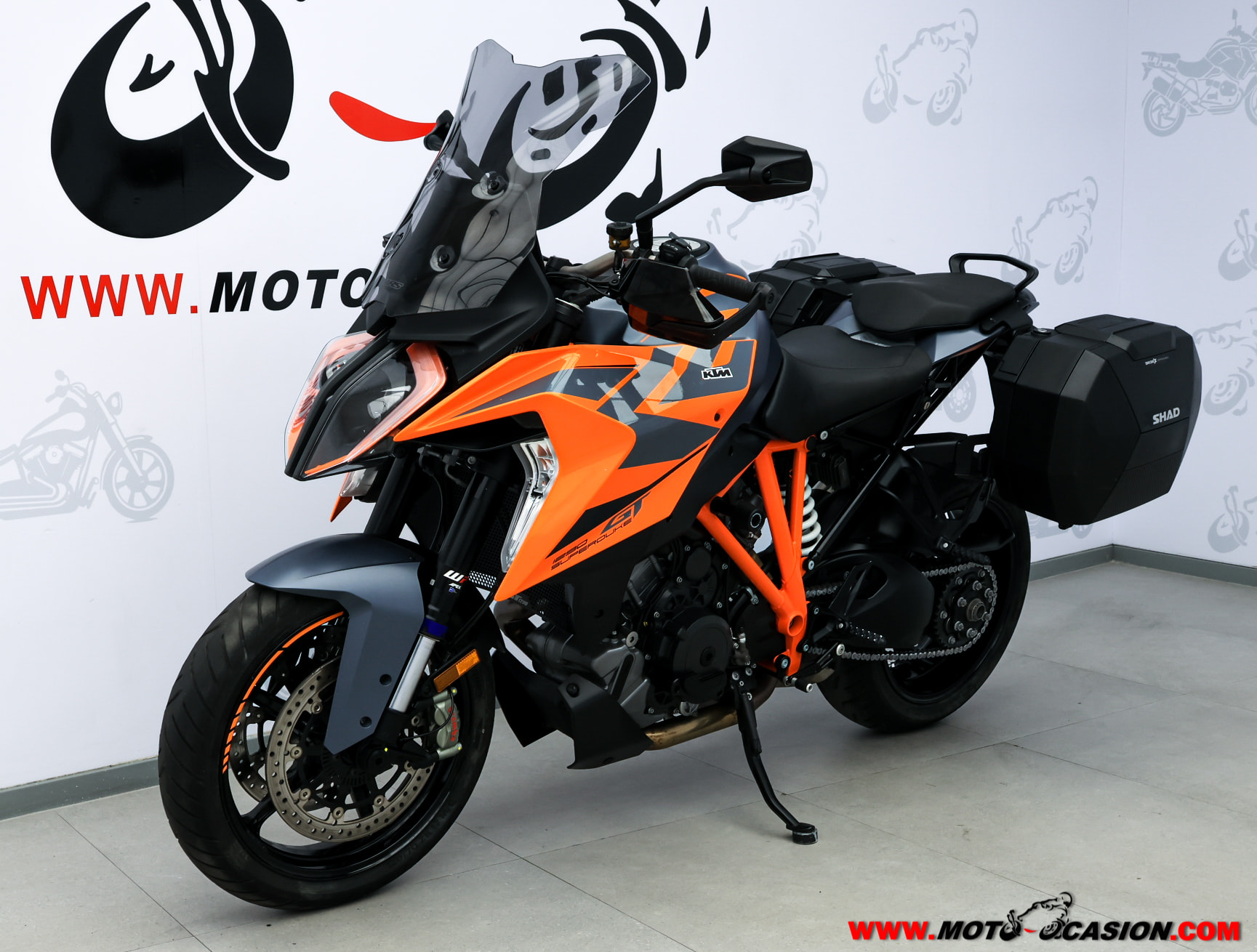 KTM 1290 SUPER DUKE GT (copia)